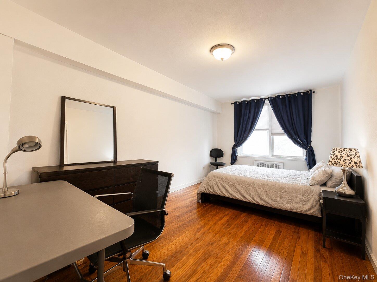 60-11 Broadway 5t Property Photo 11
