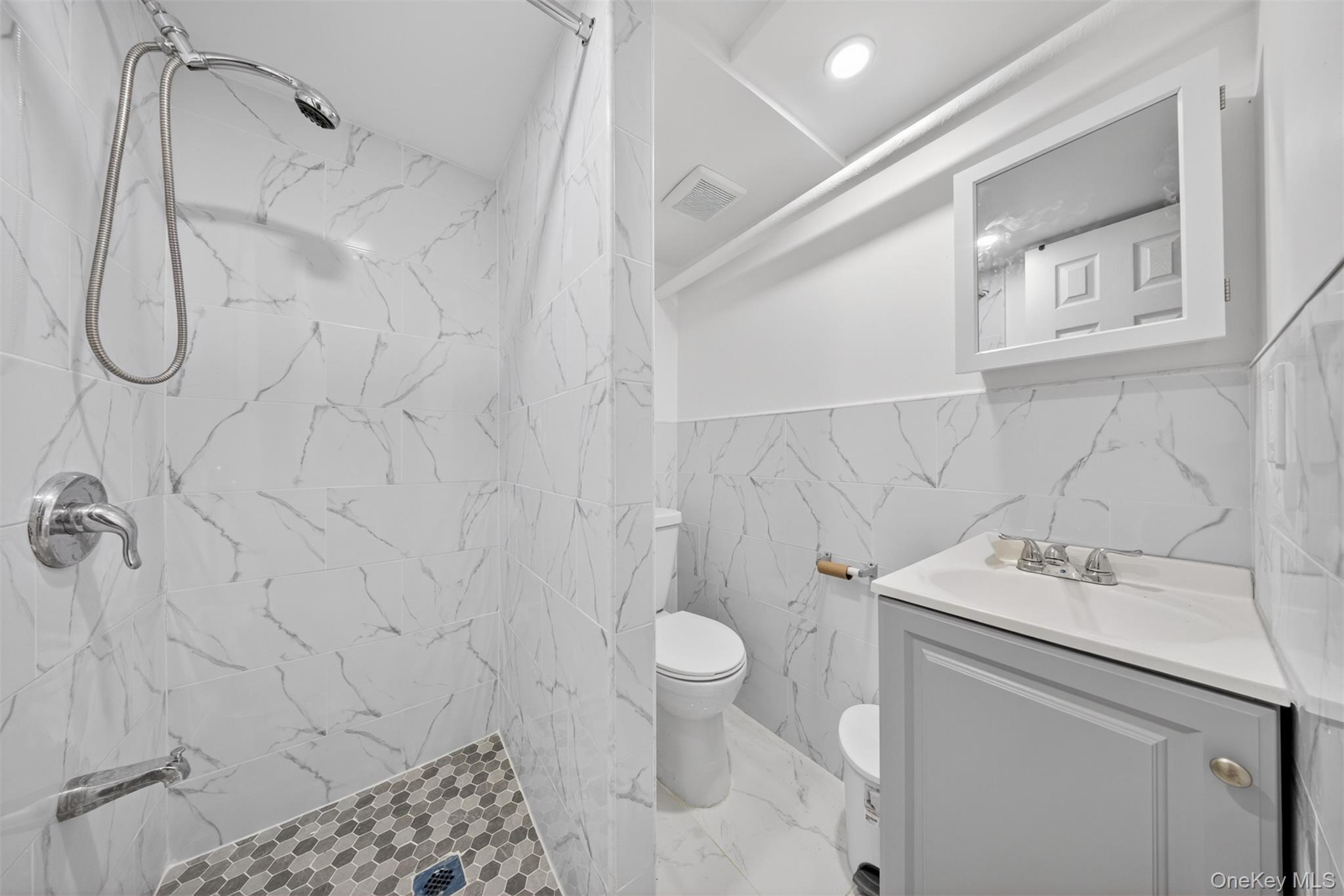 83-21 160th Street Property Photo 27