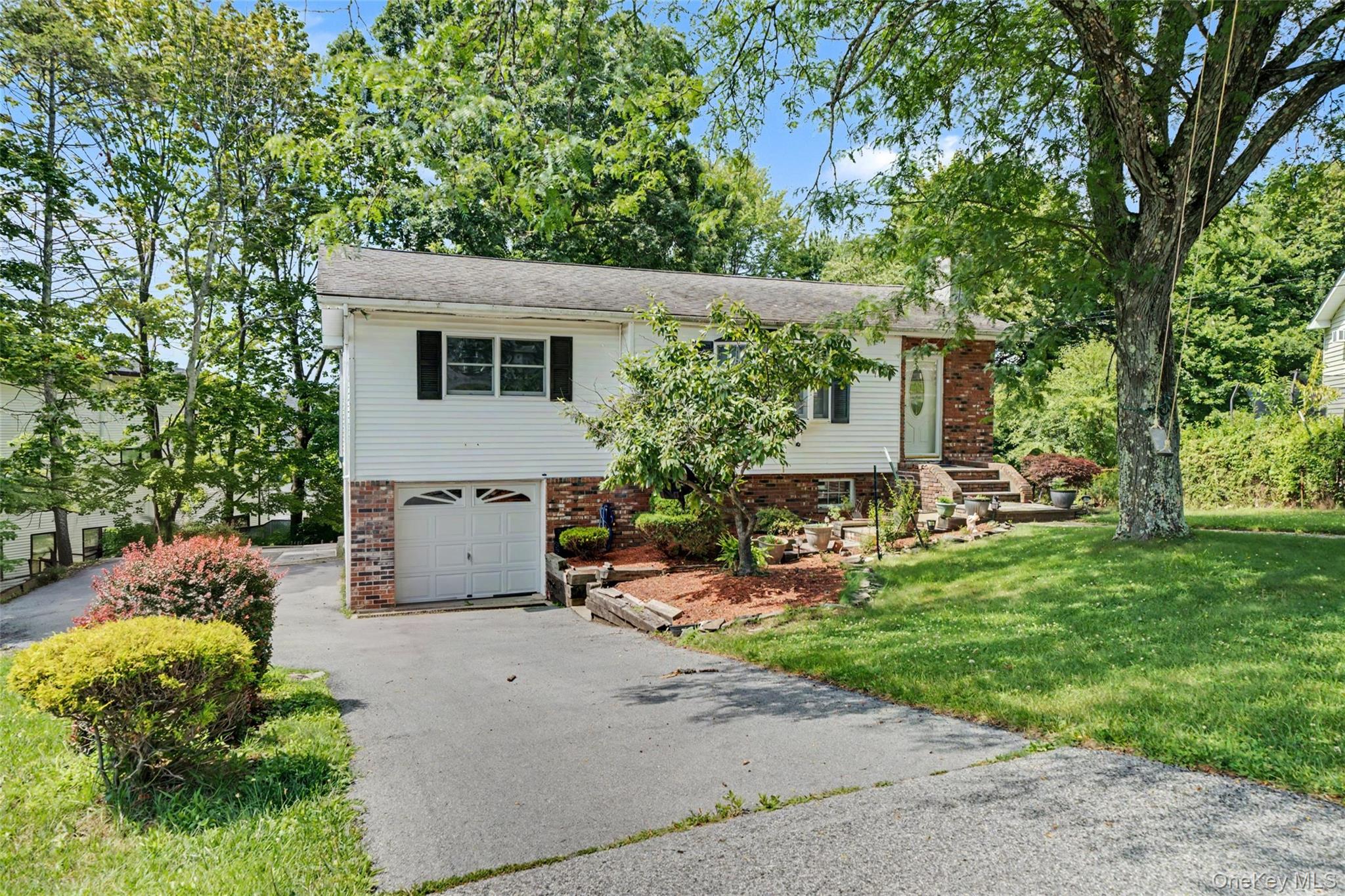 1 Austin Court Property Photo 1