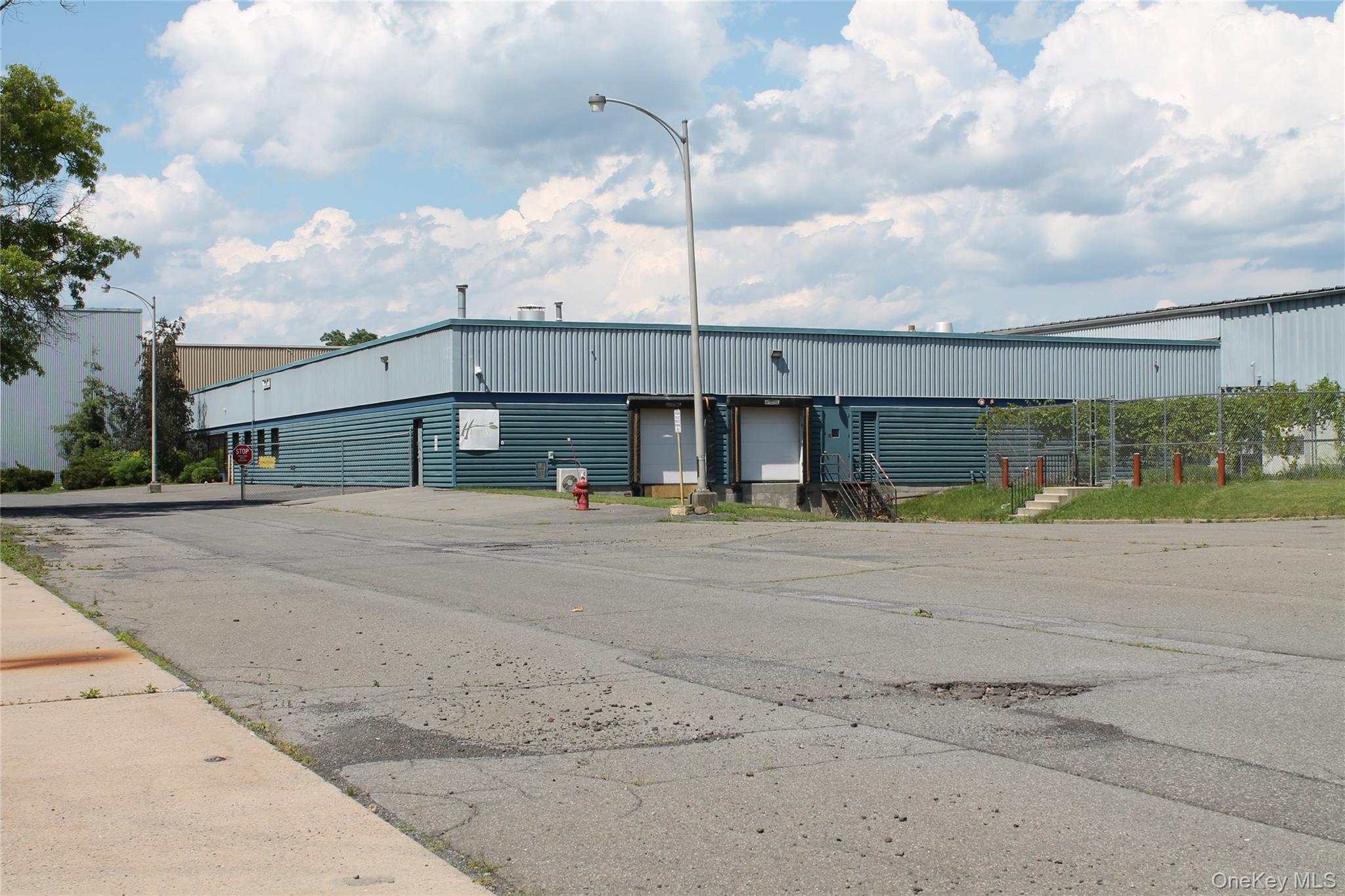 1680-1698 Enterprise Drive Property Photo 1