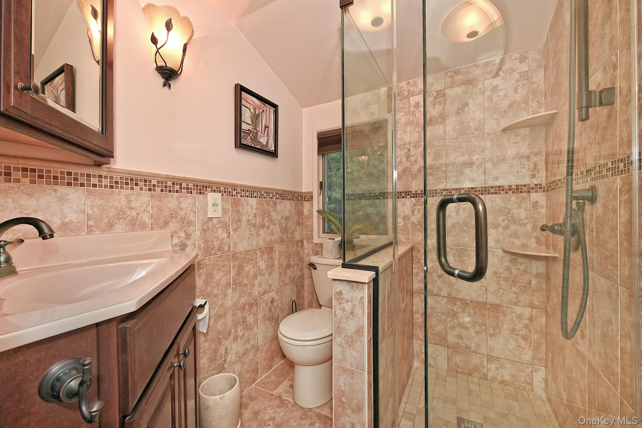 18 Homeland Drive Property Photo 19