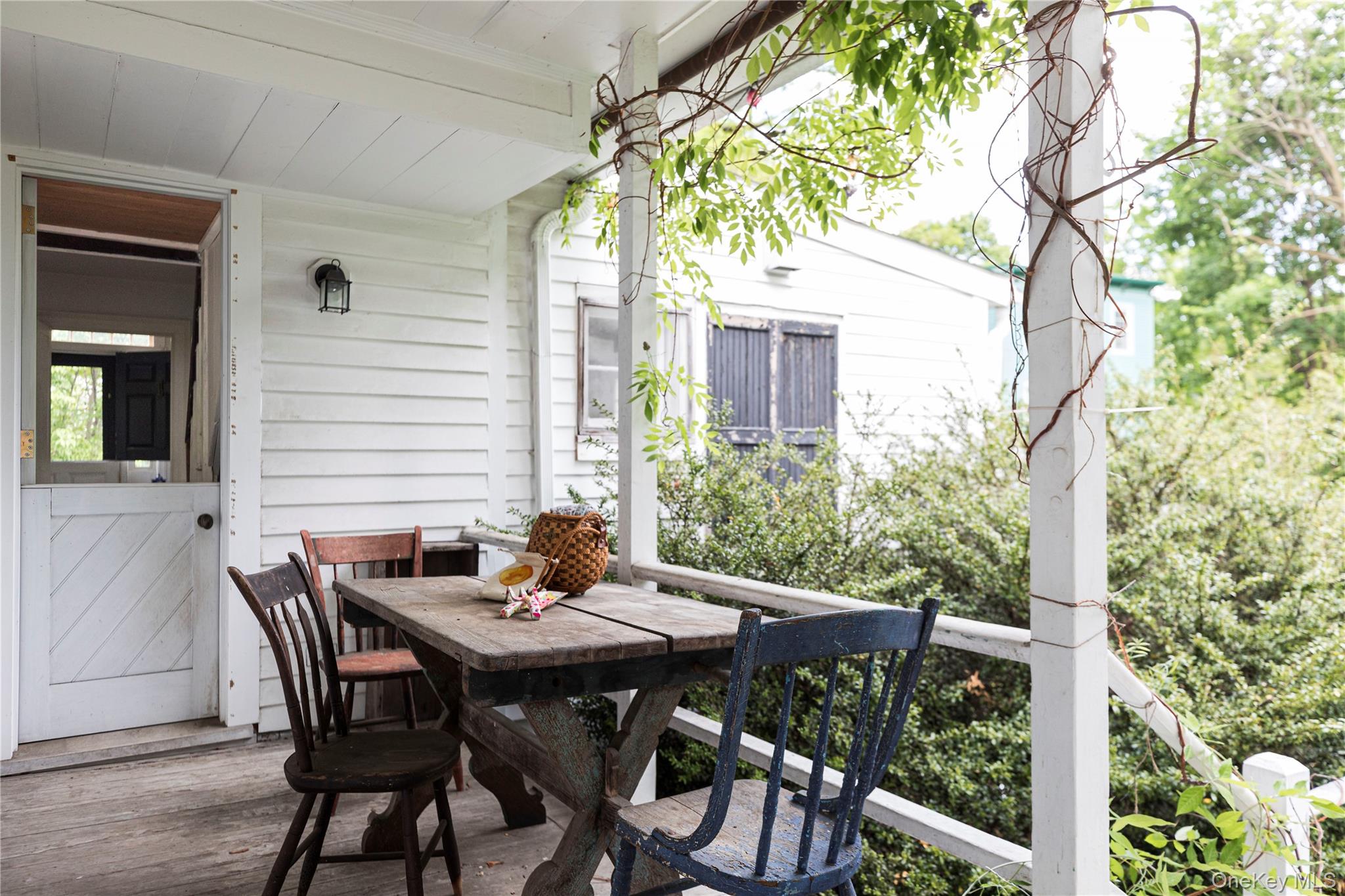 145 Gidney Avenue Property Photo 31