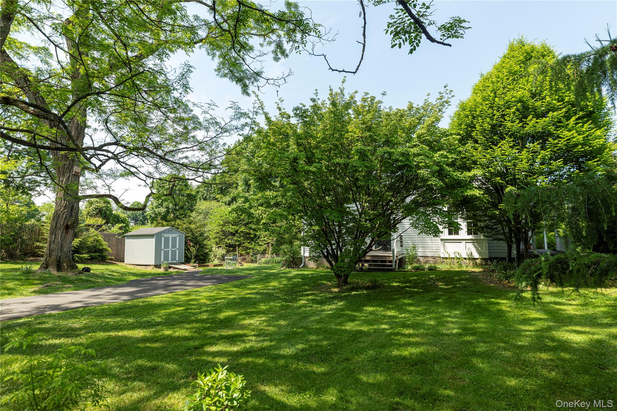 145 Gidney Avenue Property Photo 41