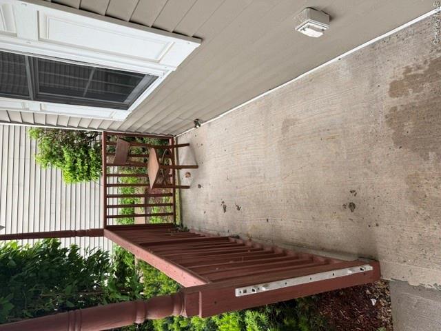 212 Hillside Lane Property Photo 3