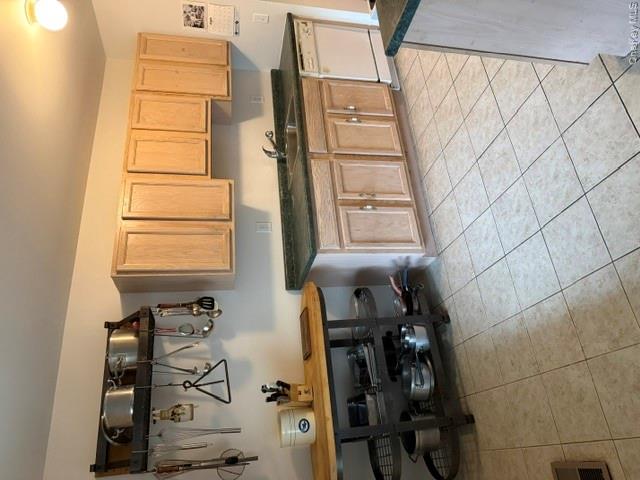 212 Hillside Lane Property Photo 6