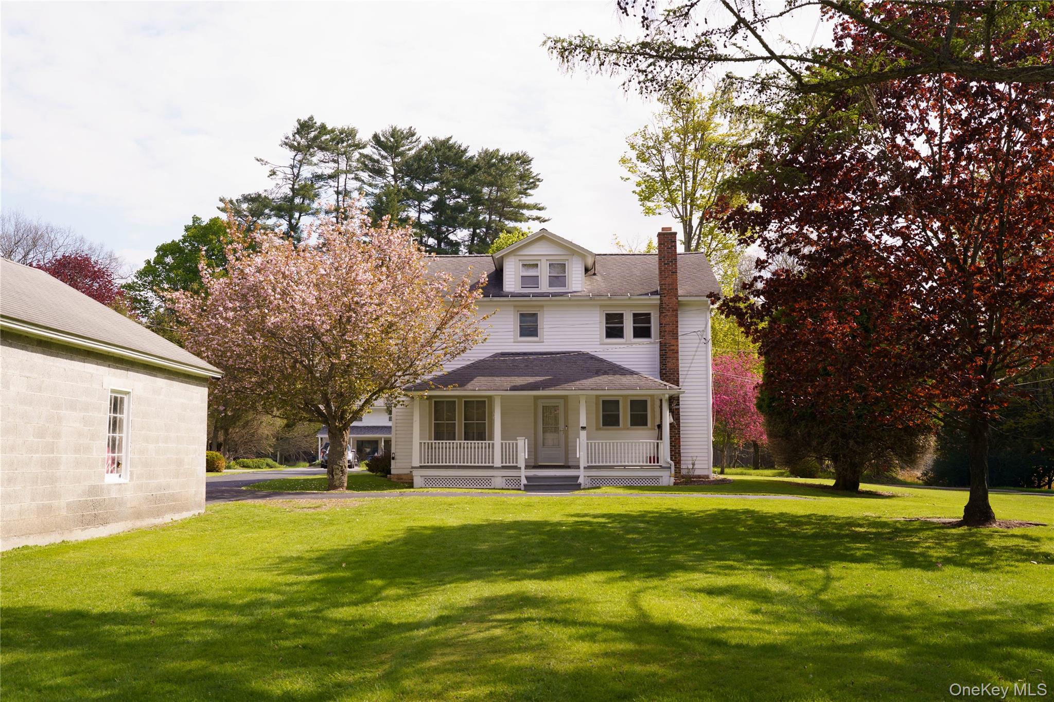 59 2nd Avenue Property Photo 12