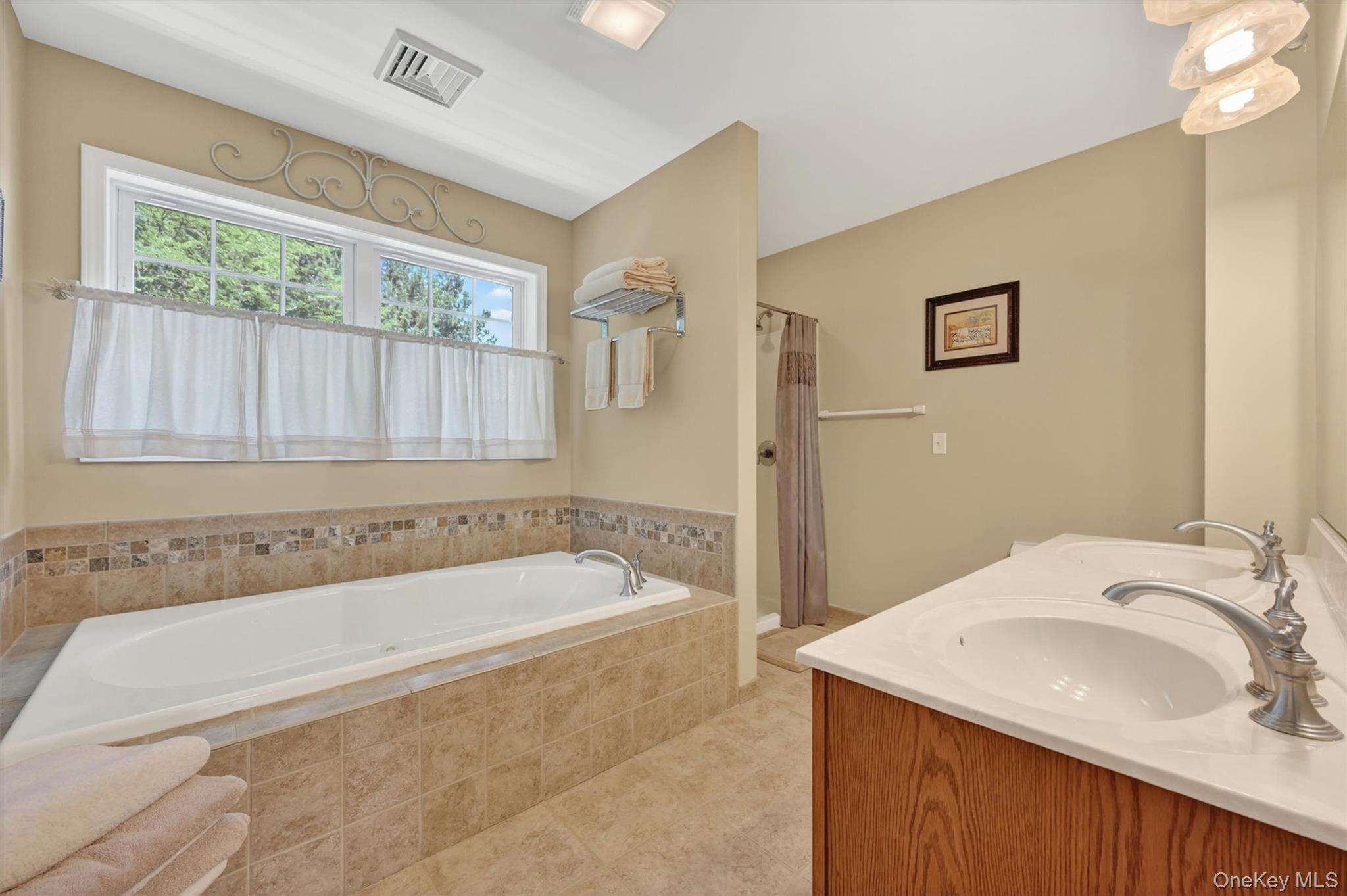 44 Duncan Avenue Property Photo 35
