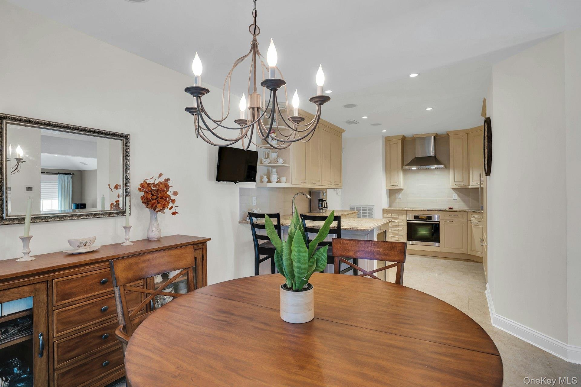30 Lakebridge Drive Property Photo 18