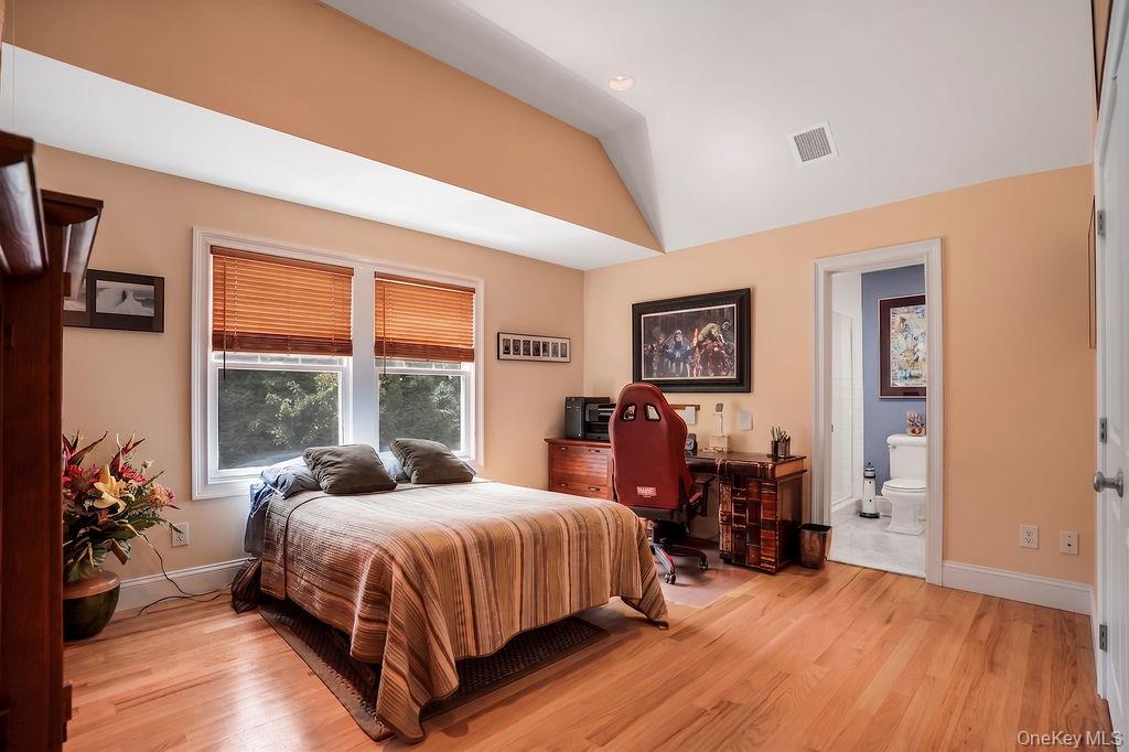899 Harbor View Road Property Photo 18