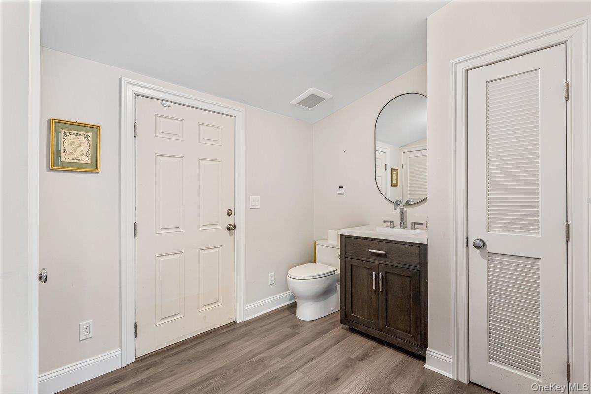 100 Elderfields Road Property Photo 25
