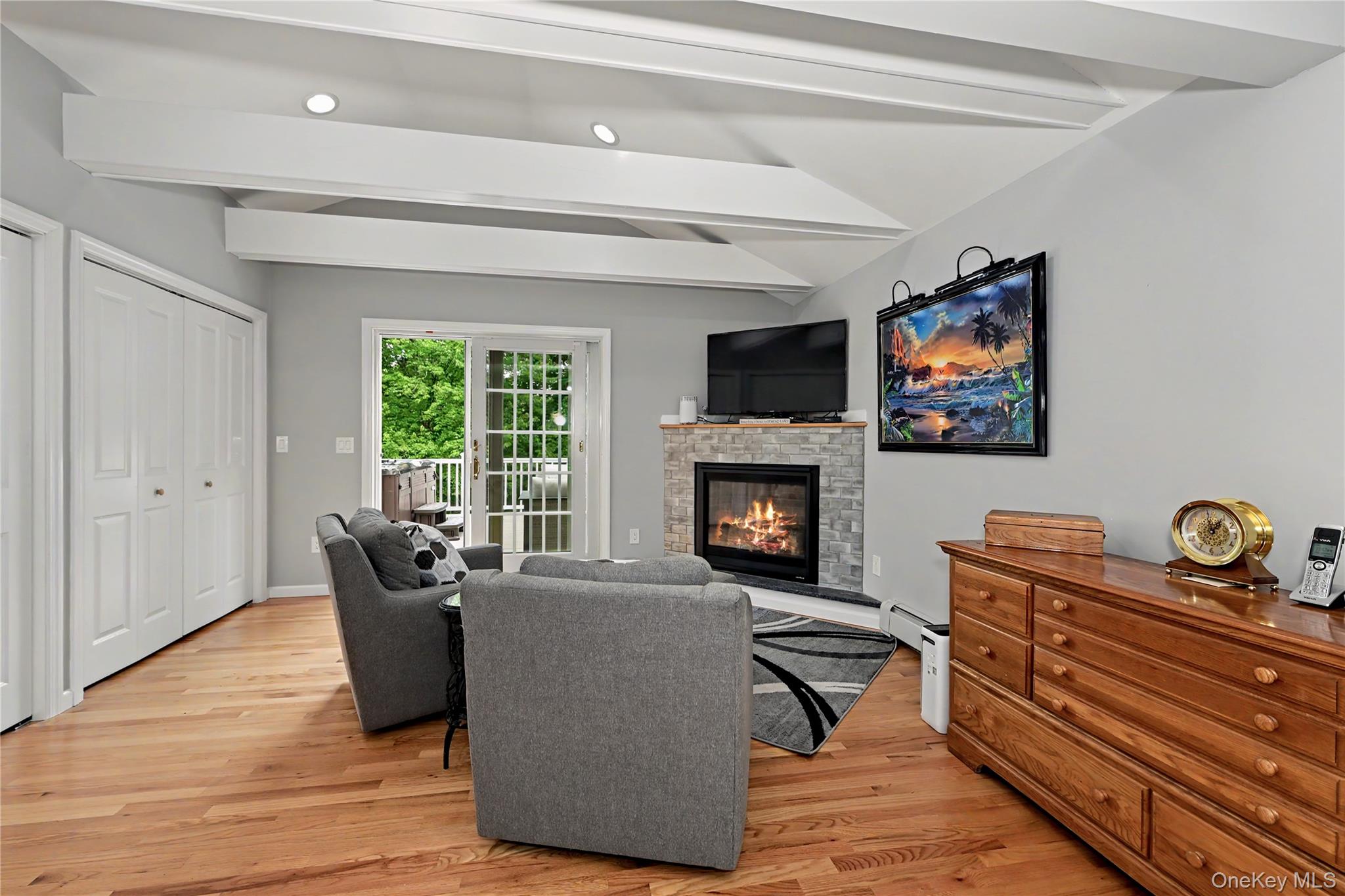 52 Everett Road Property Photo 15
