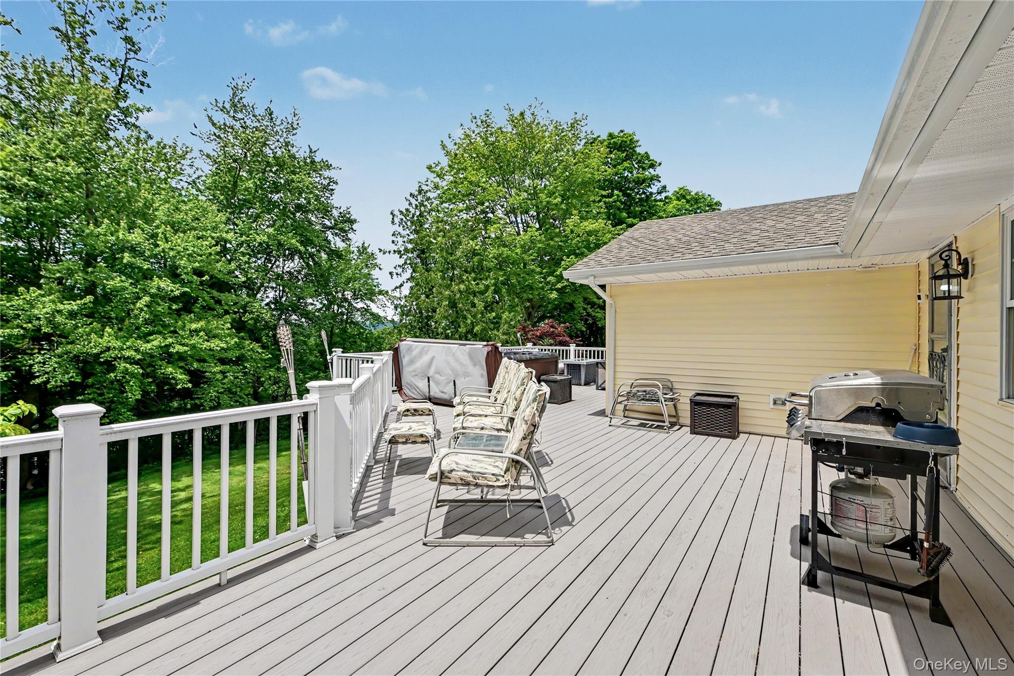 52 Everett Road Property Photo 27