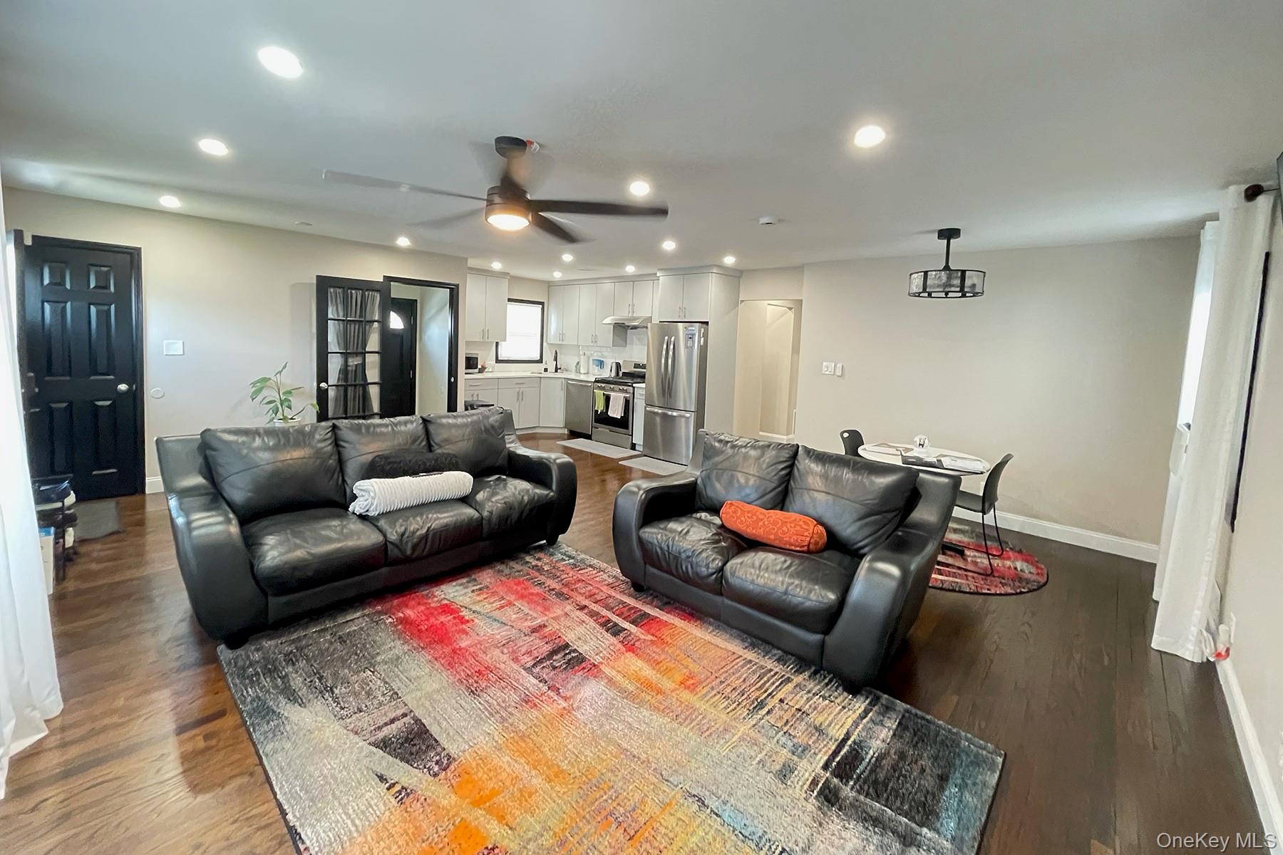 12005 Nashville Boulevard Property Photo 7