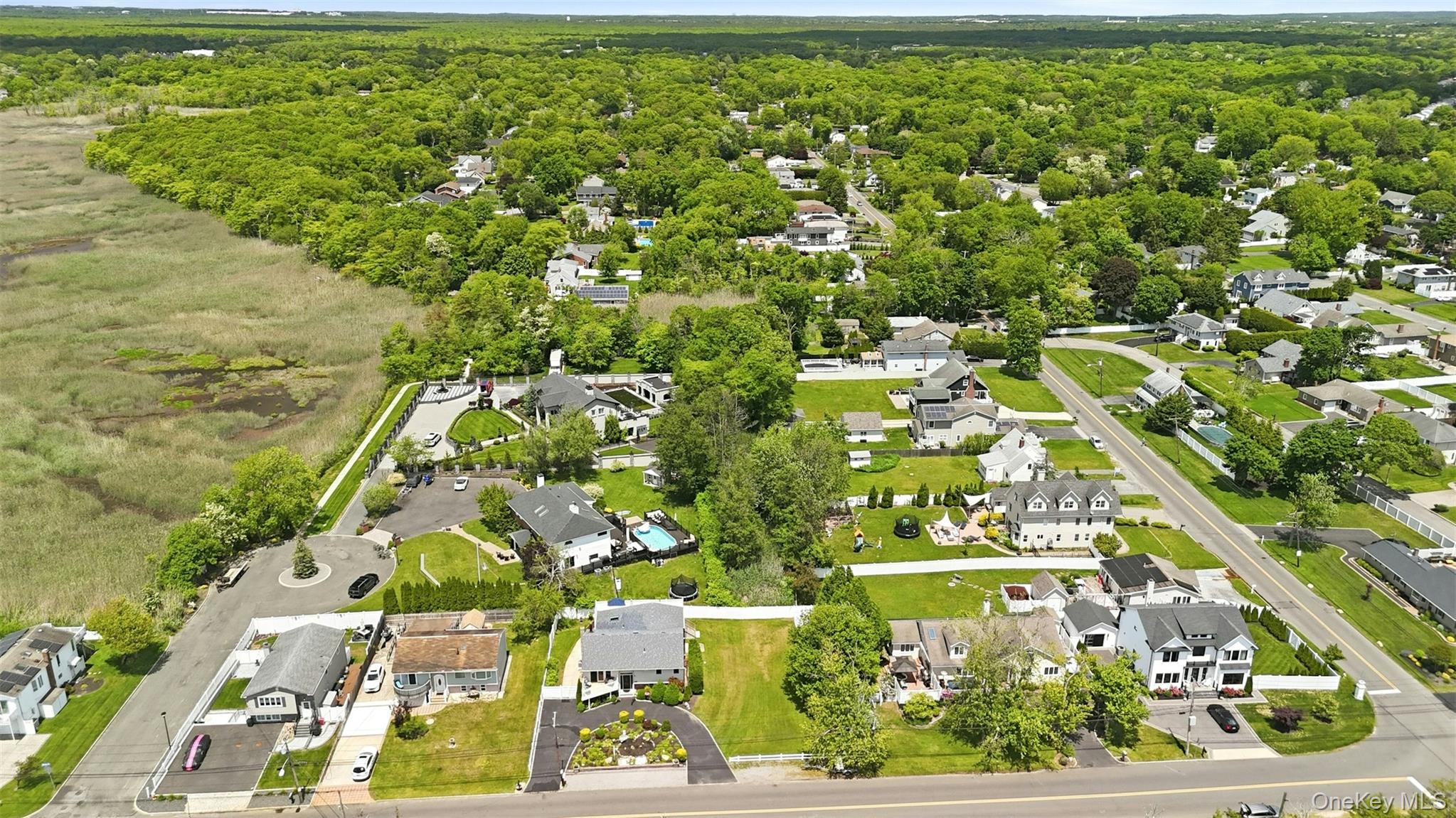 661 Shore Drive Property Photo 6