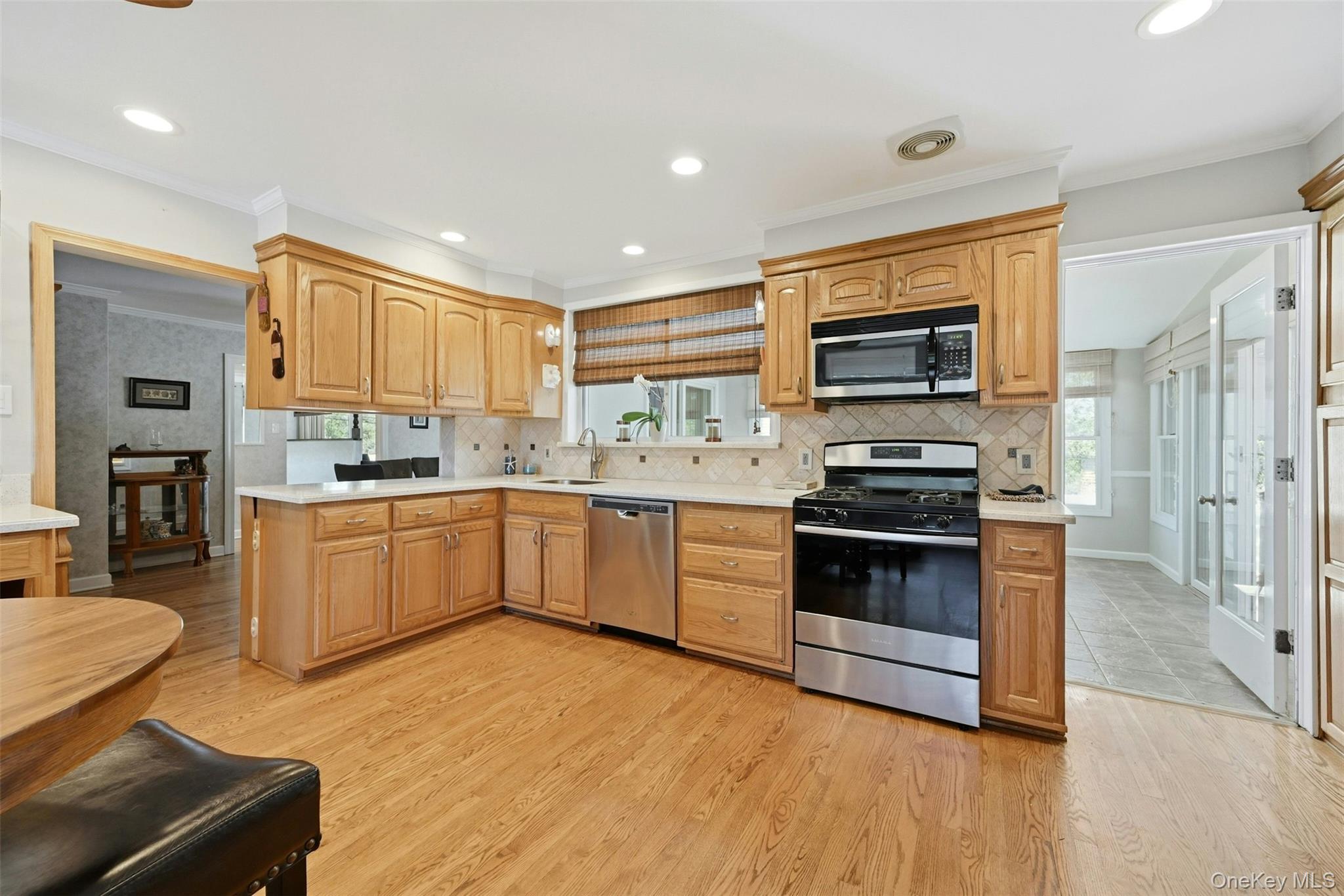 661 Shore Drive Property Photo 14