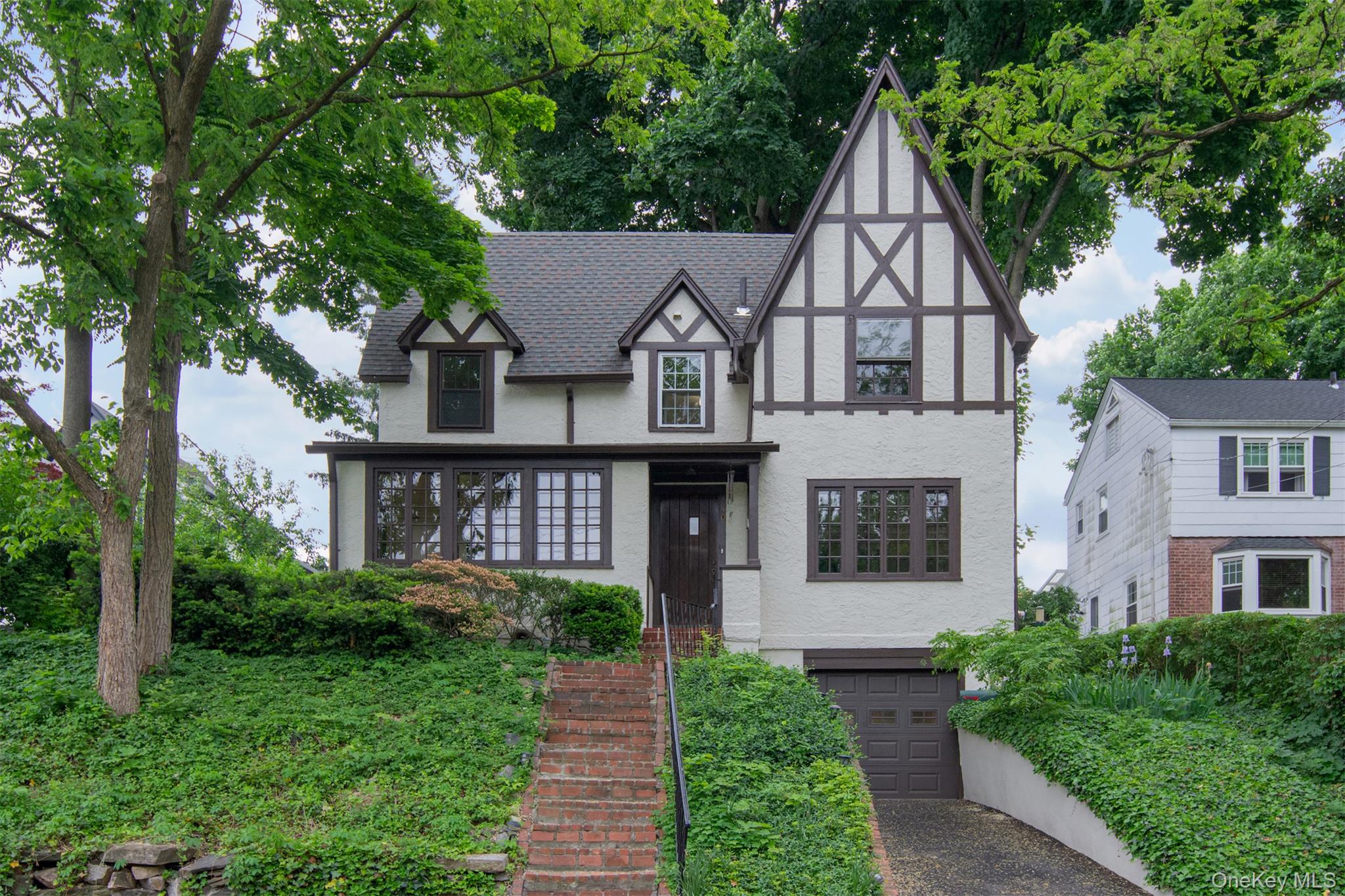 370 Scarsdale Road Property Photo 1