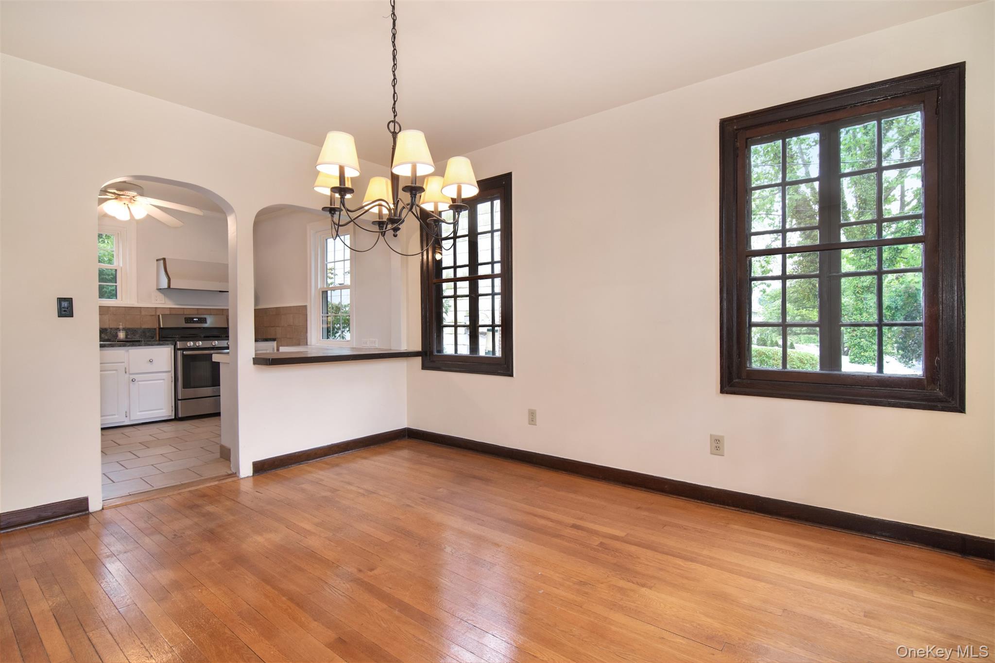 370 Scarsdale Road Property Photo 14