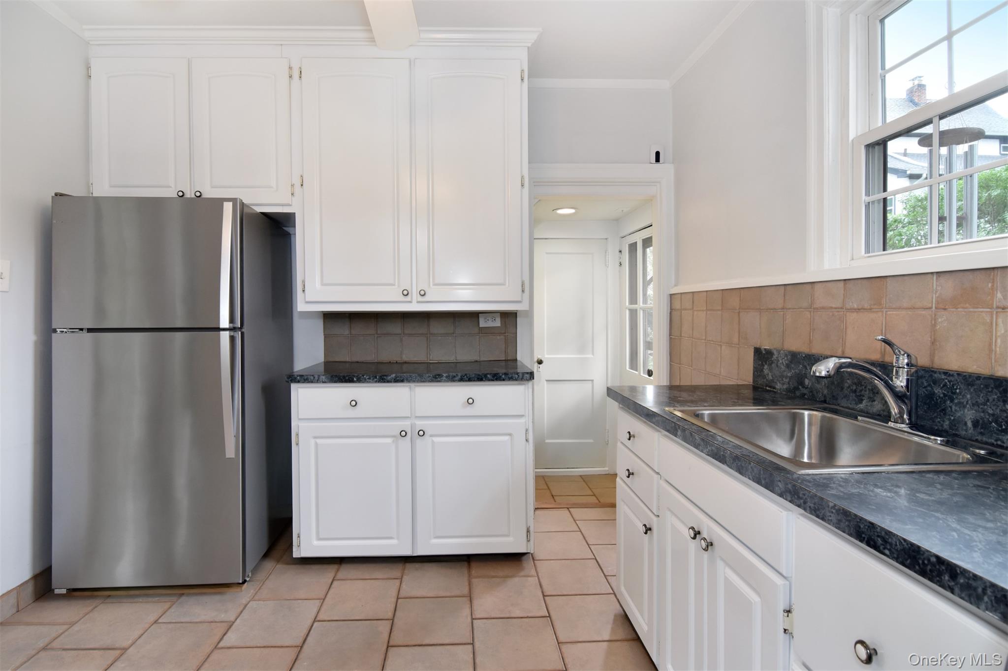 370 Scarsdale Road Property Photo 16