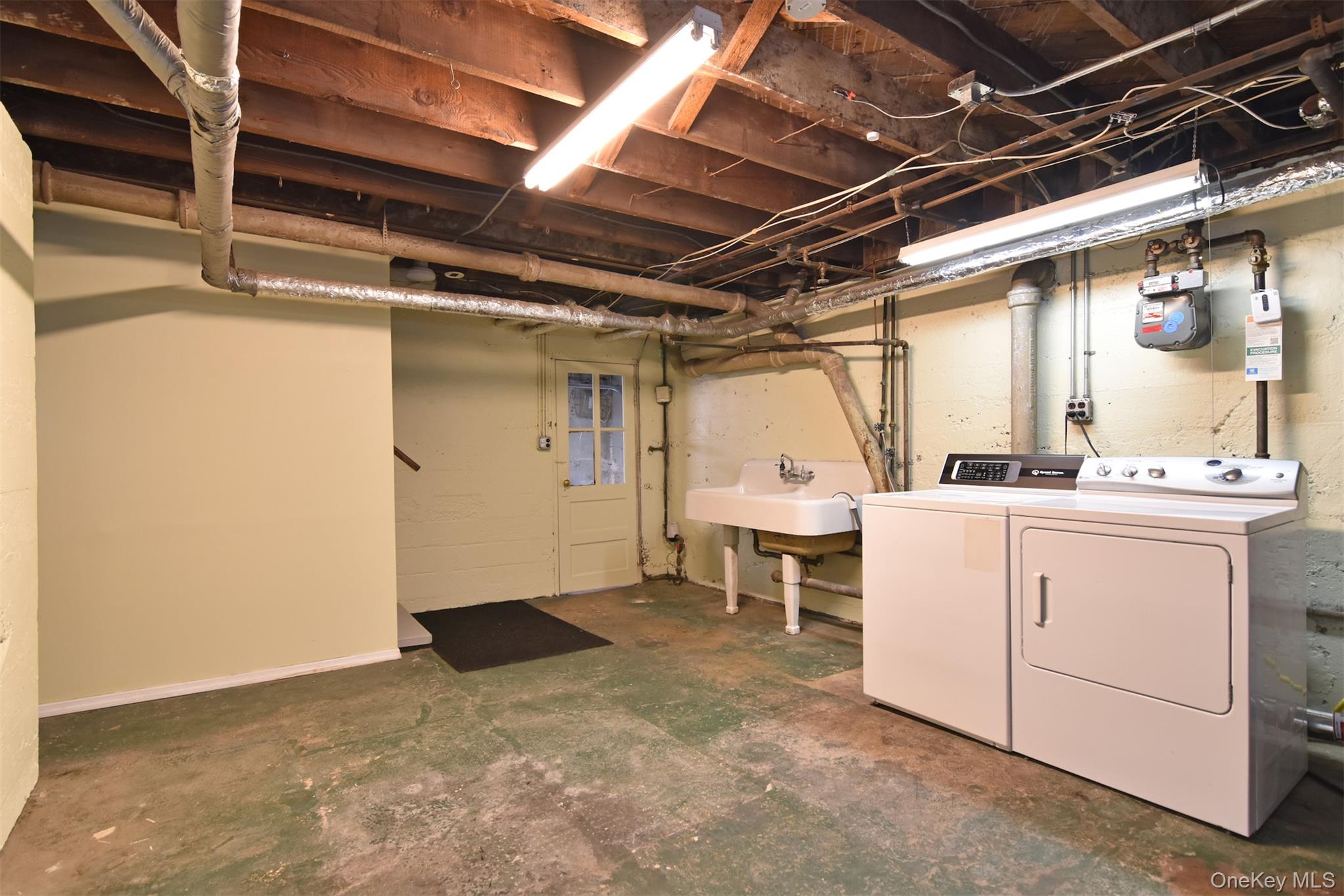 370 Scarsdale Road Property Photo 25