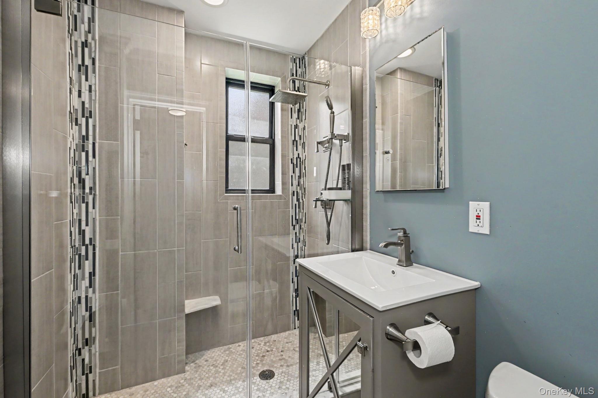 68 E Hartsdale Avenue 2l Property Photo 15