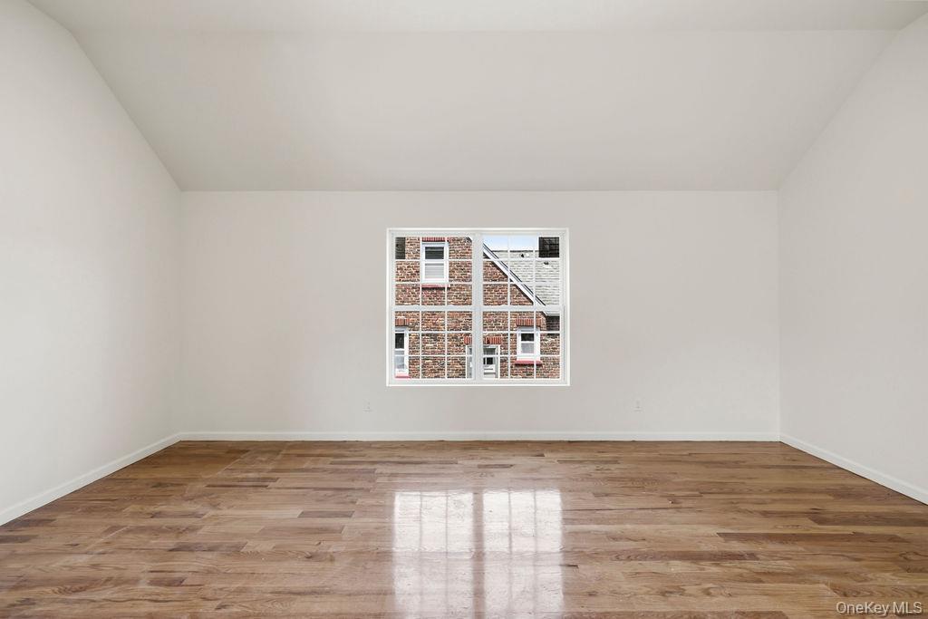 27 Wayne Avenue Property Photo 19