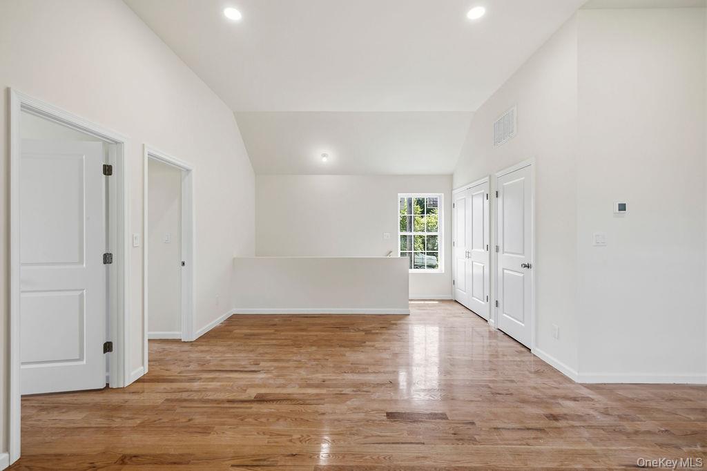 27 Wayne Avenue Property Photo 21