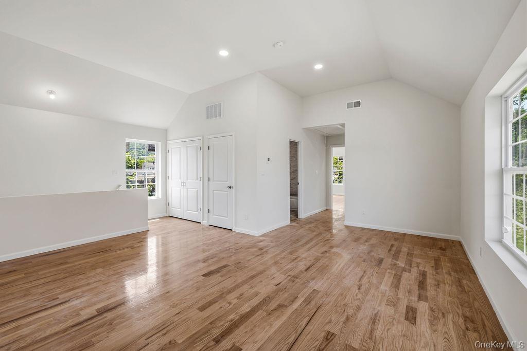 27 Wayne Avenue Property Photo 22