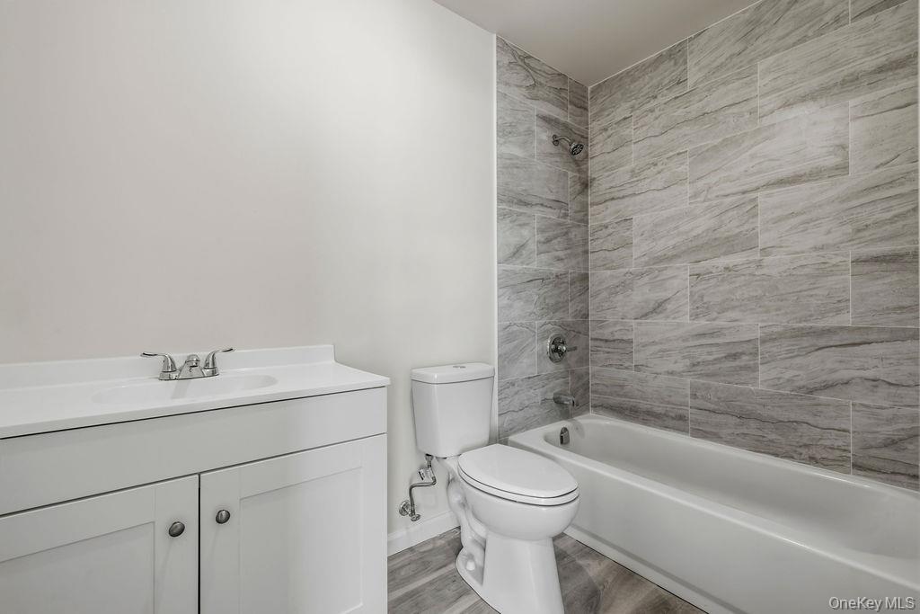 27 Wayne Avenue Property Photo 25