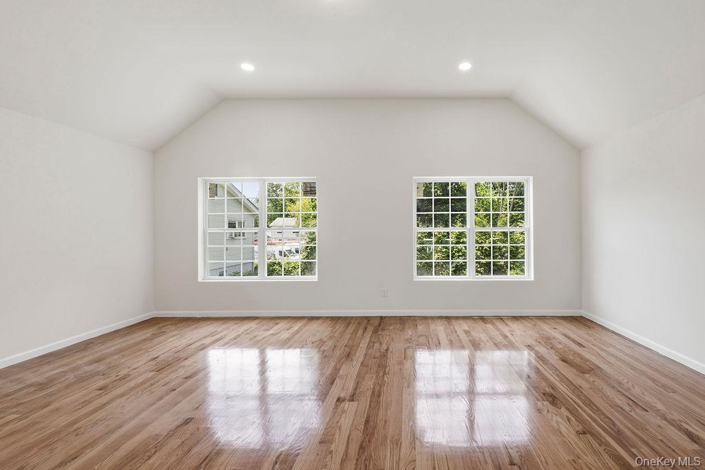 27 Wayne Avenue Property Photo 26