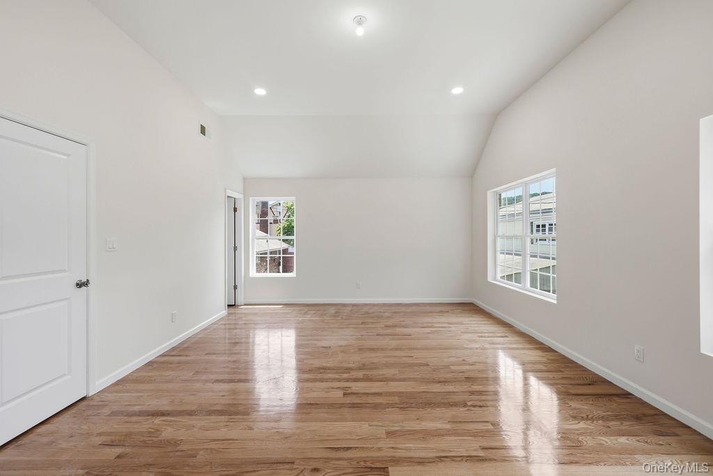 27 Wayne Avenue Property Photo 27