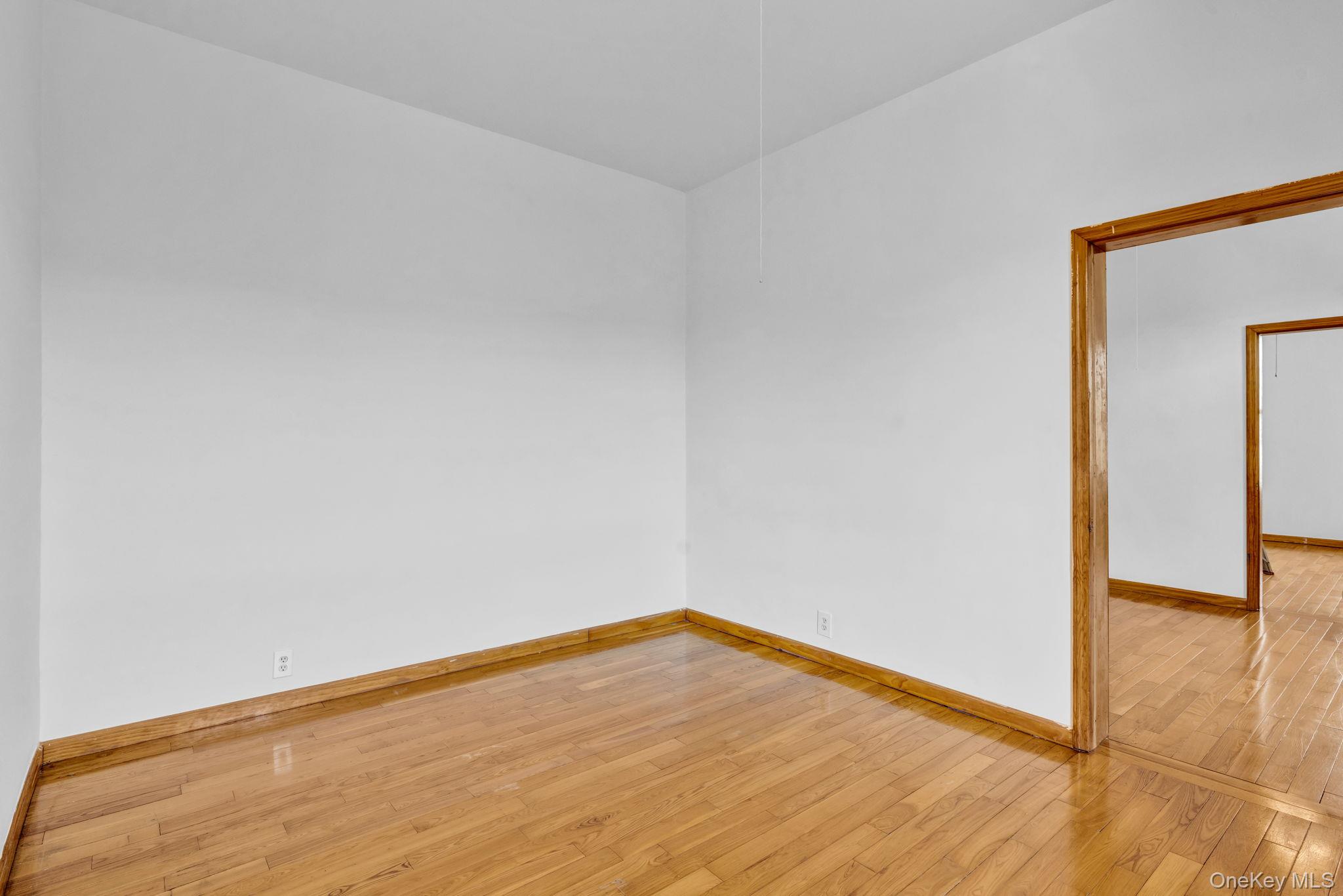 12 N Broadway 1st Floor Property Photo 5
