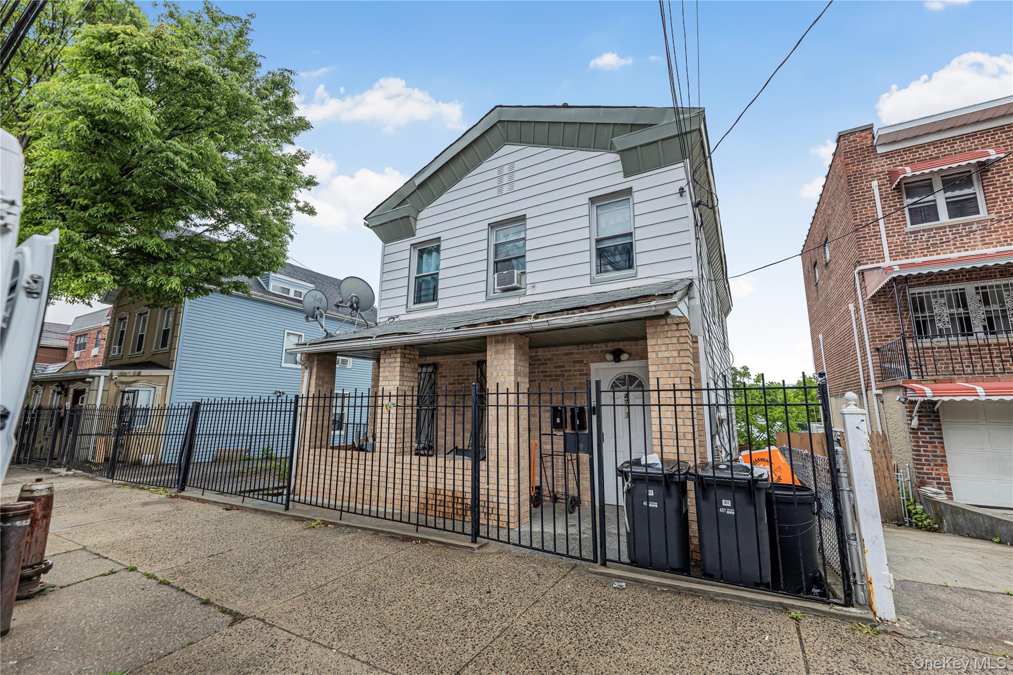 4733 Carpenter Avenue Property Photo 4
