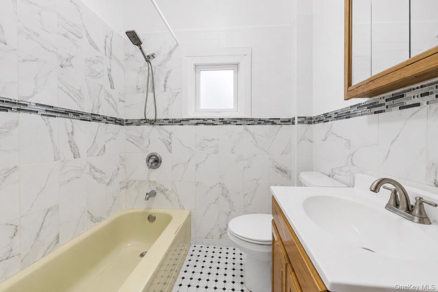 4733 Carpenter Avenue Property Photo 11