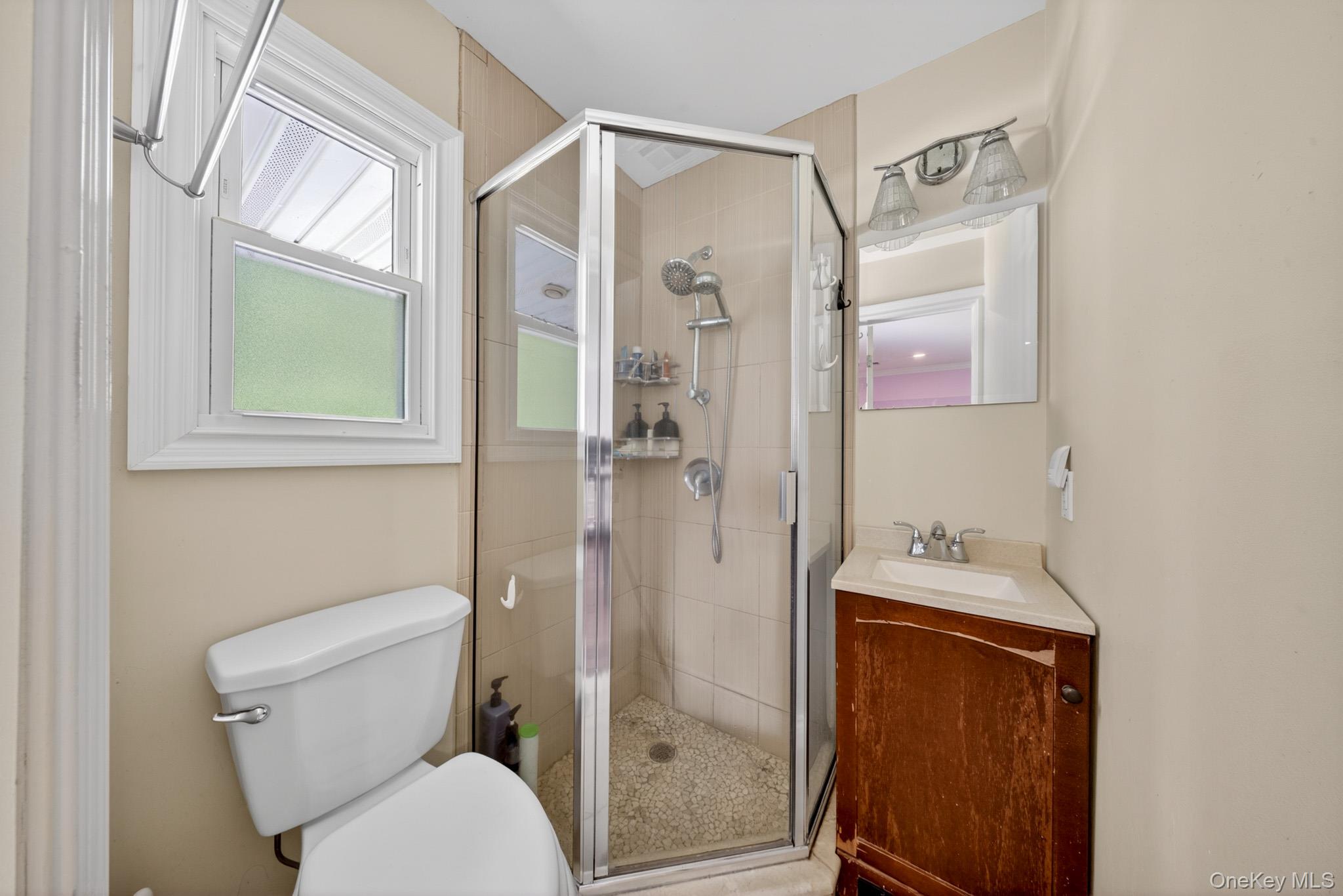 6 Holly Lane Property Photo 20