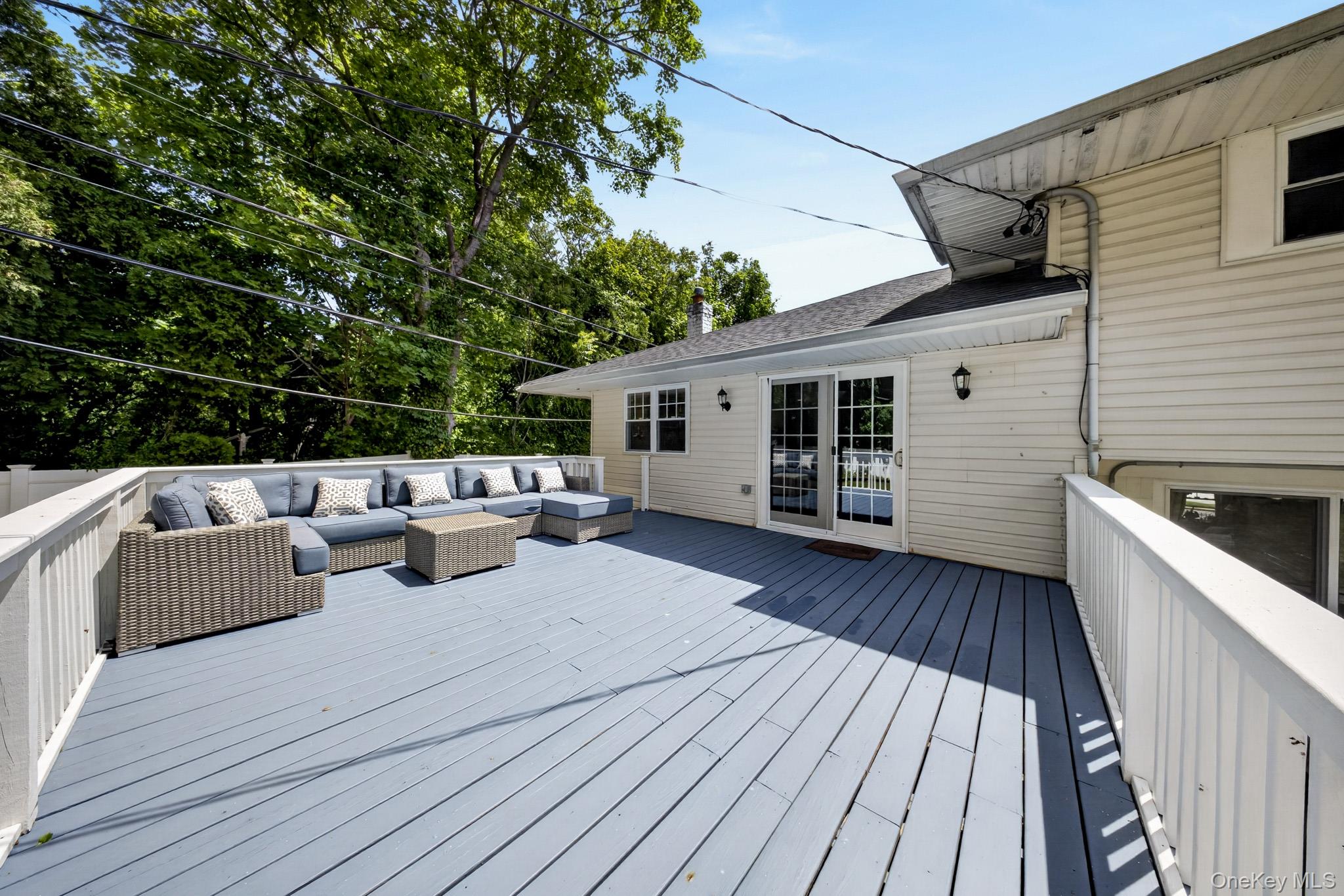 6 Holly Lane Property Photo 22