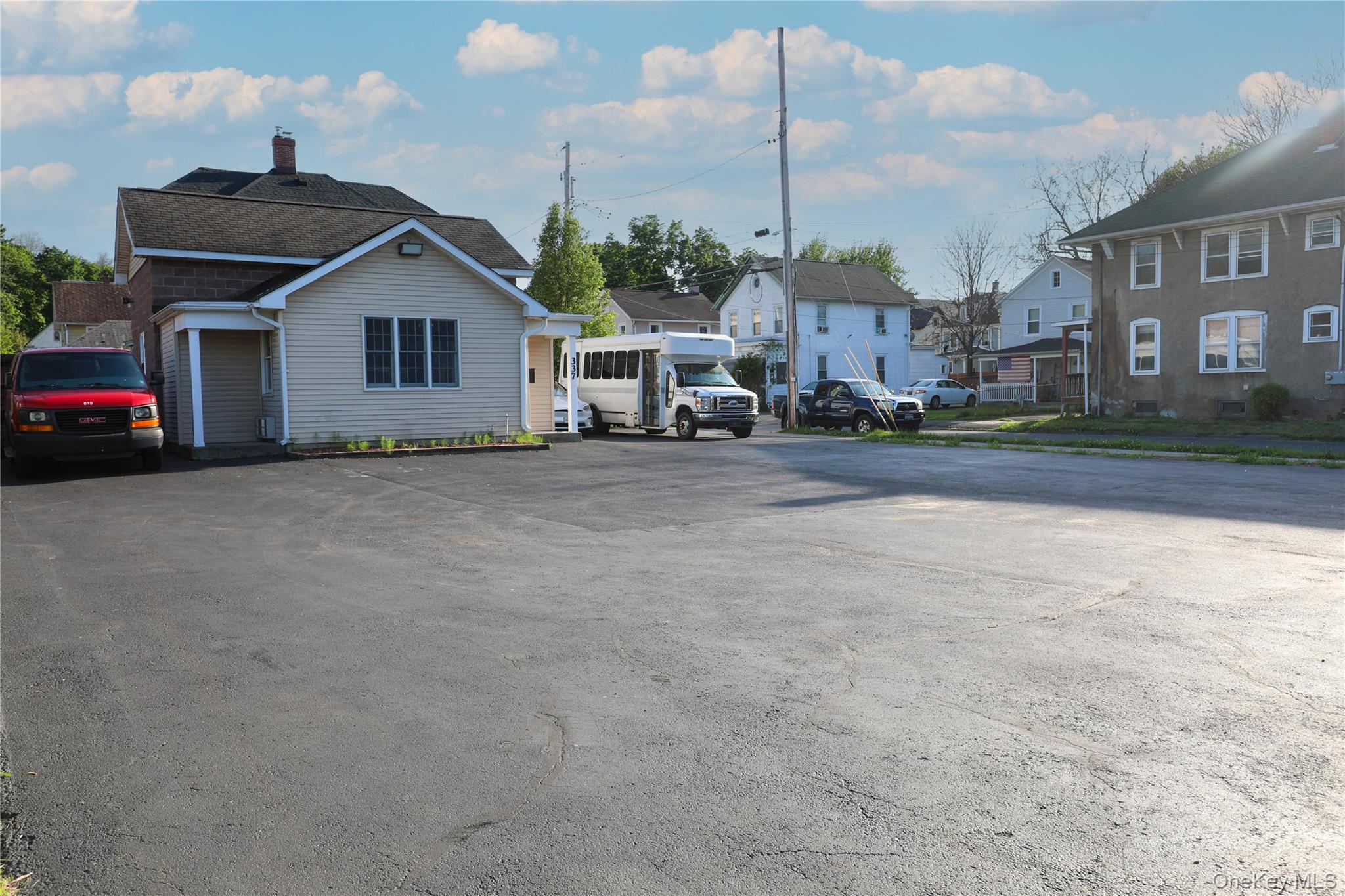 337 Broadway Property Photo 1