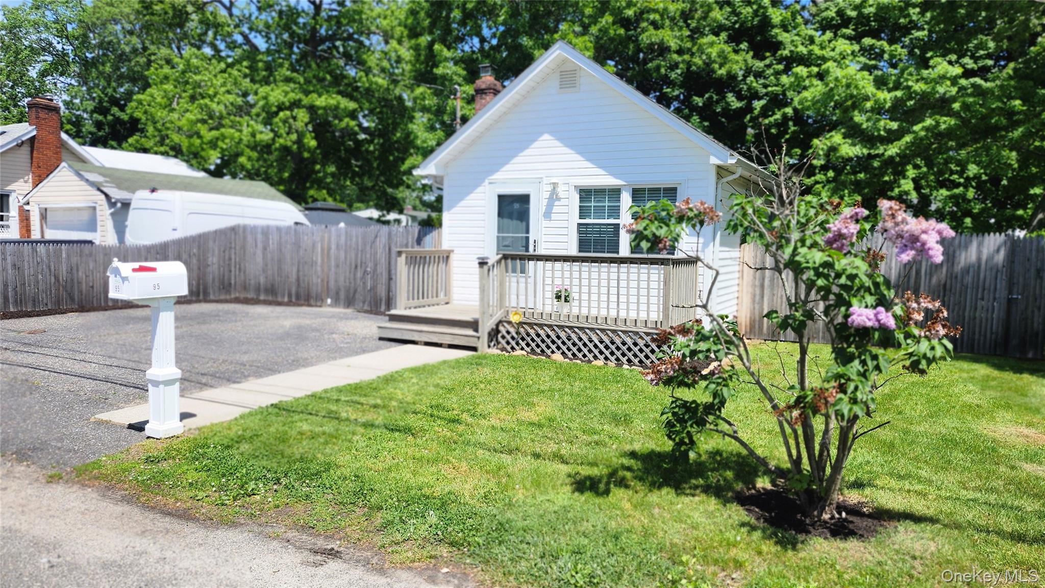 95 Pleasure Avenue Property Photo 1