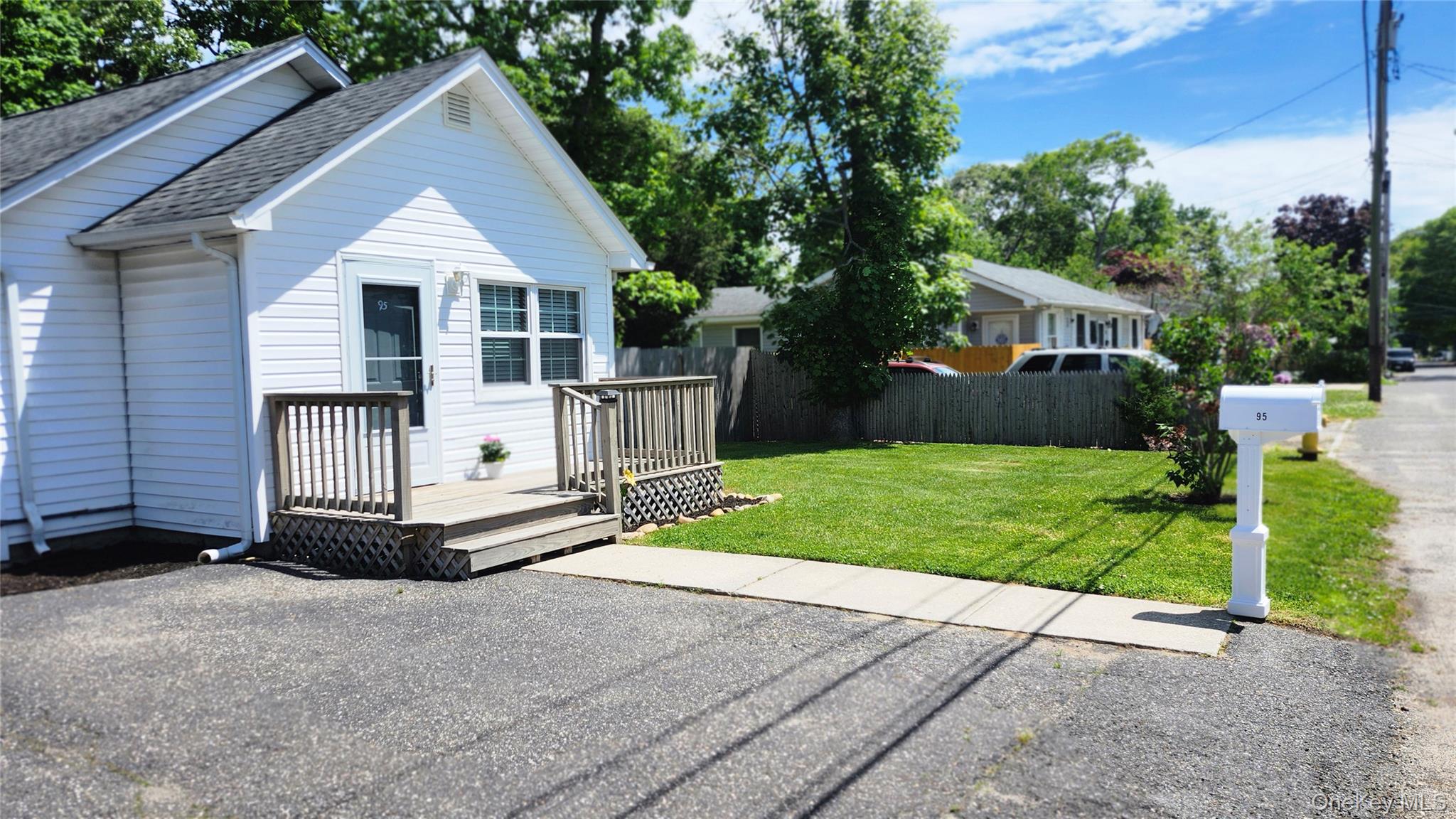 95 Pleasure Avenue Property Photo 25