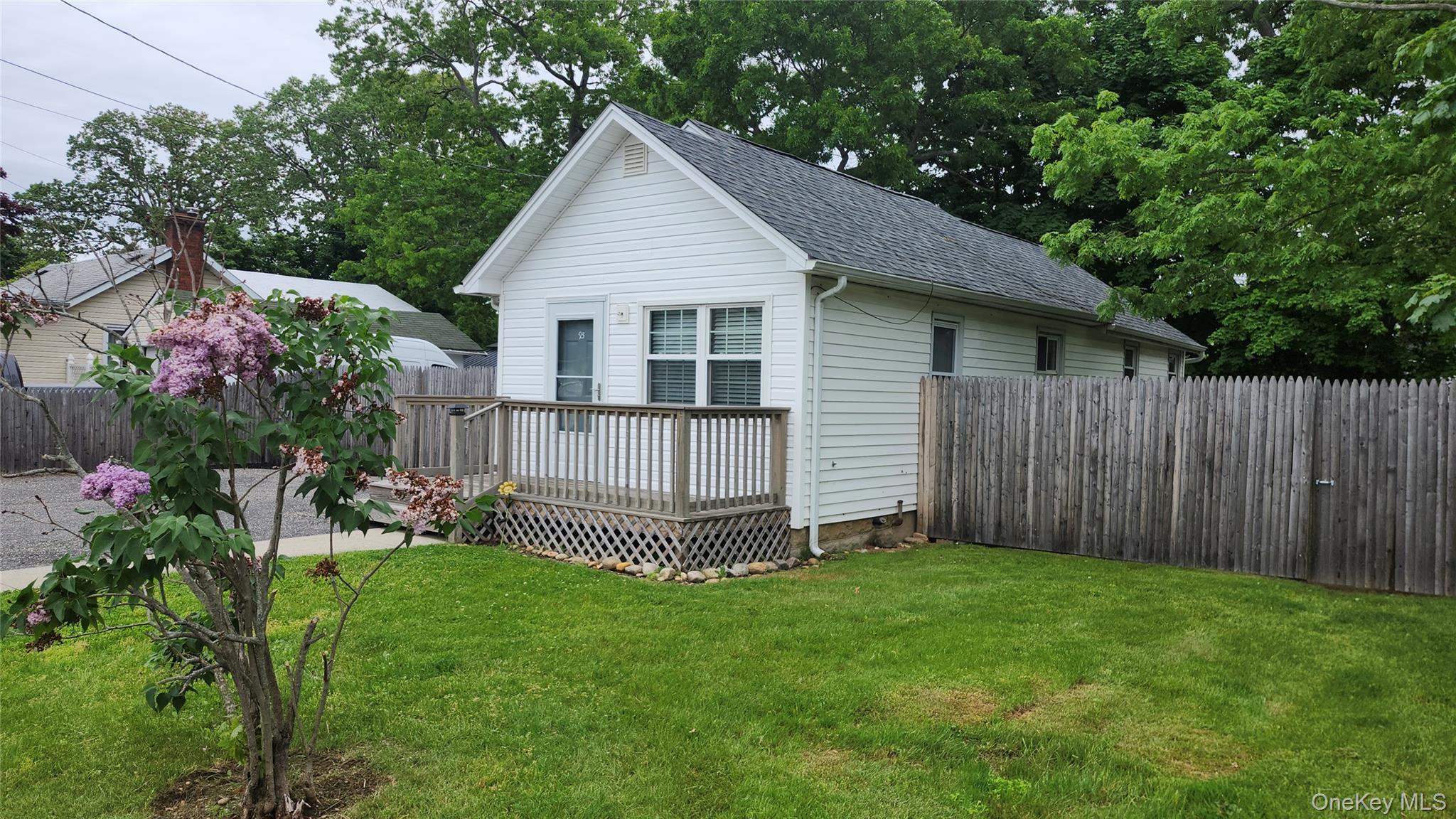 95 Pleasure Avenue Property Photo 26