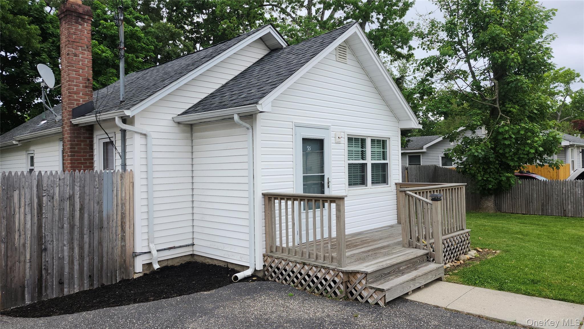 95 Pleasure Avenue Property Photo 27