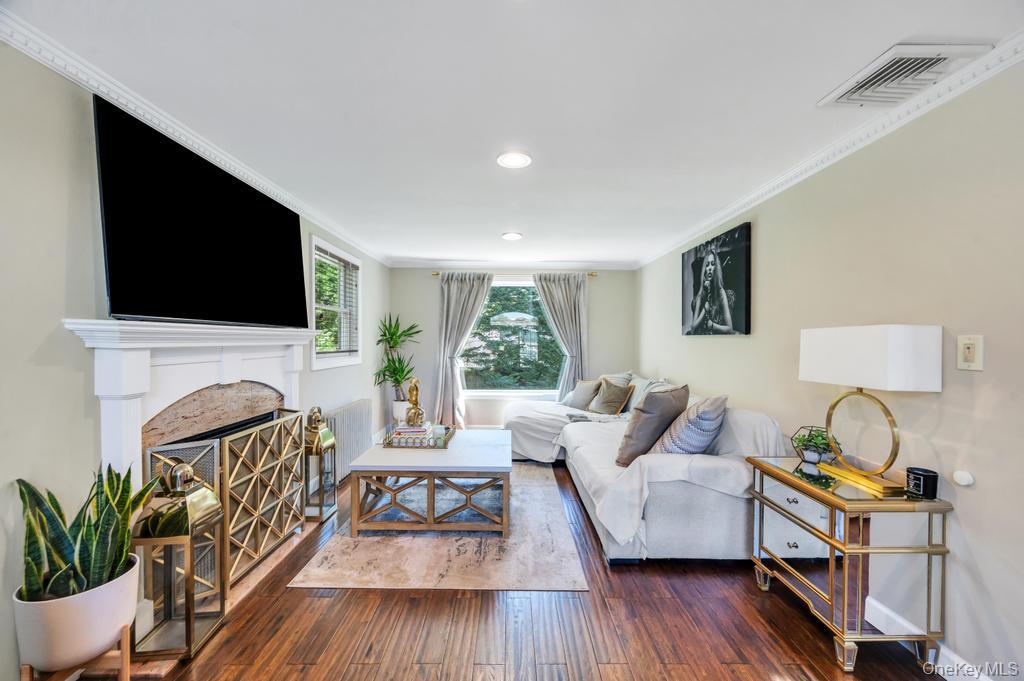 357 Wynsum Avenue Property Photo 11