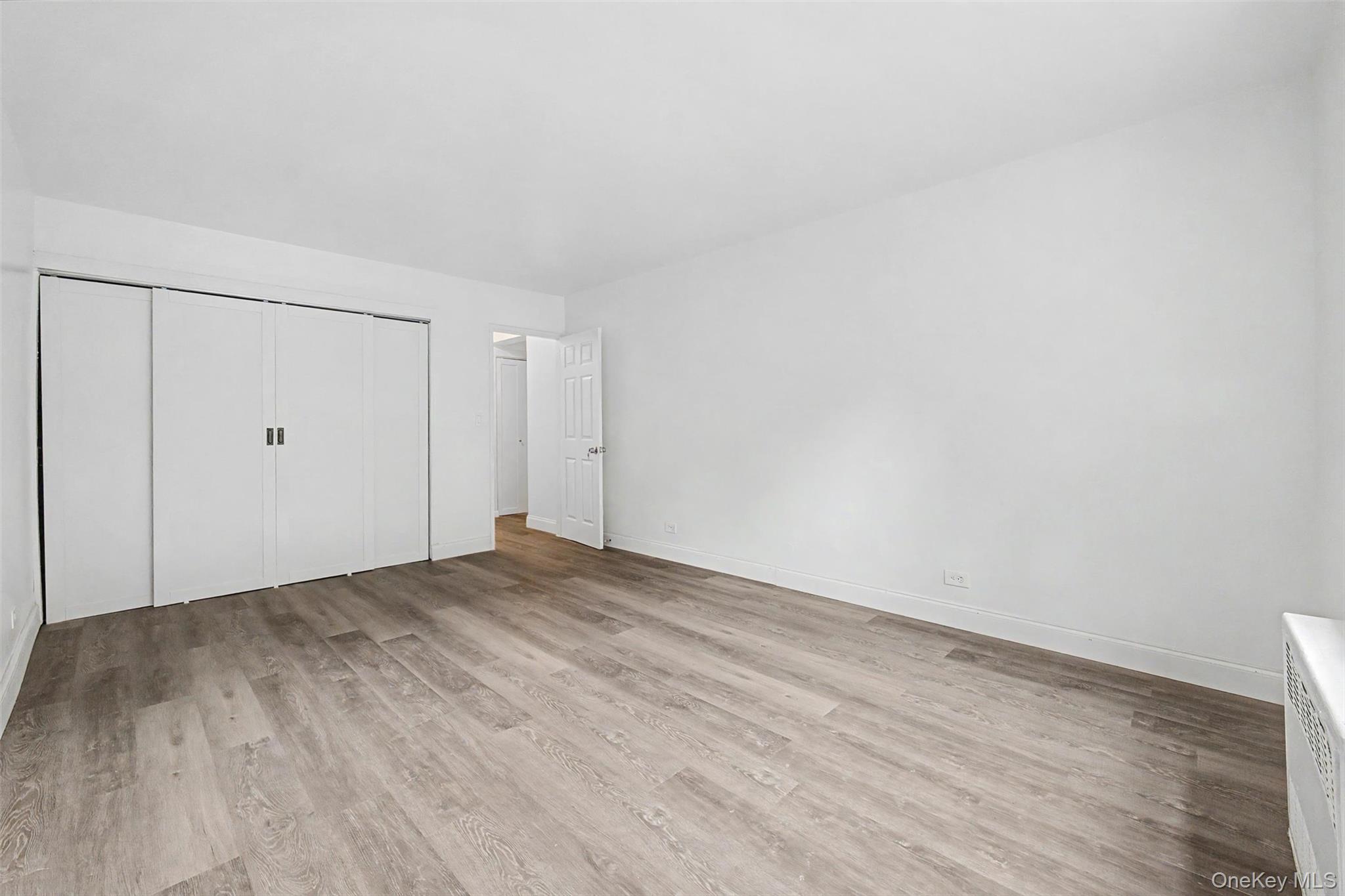 2661-63 Marion Avenue 2b Property Photo 11