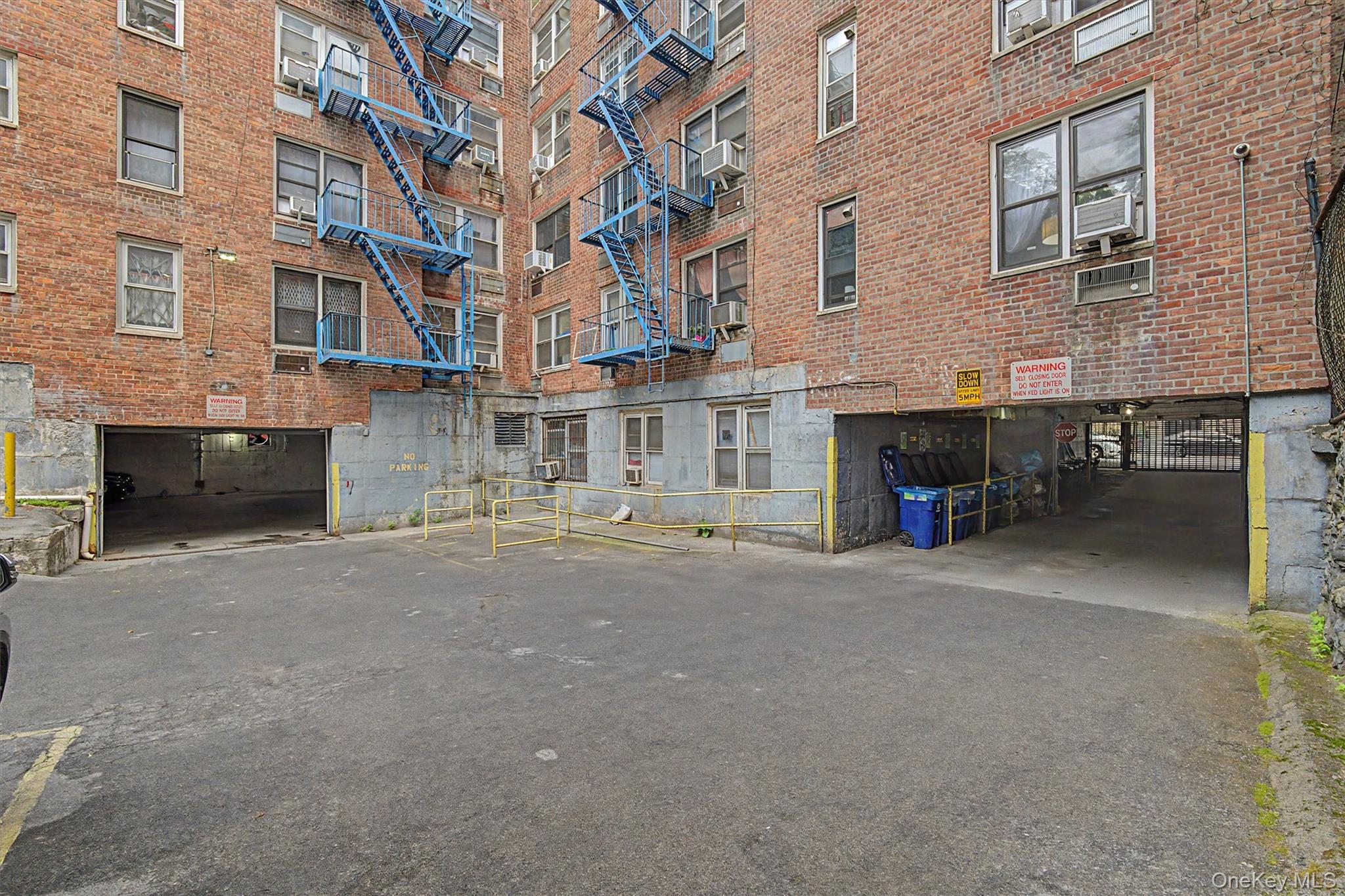 2661-63 Marion Avenue 2b Property Photo 15