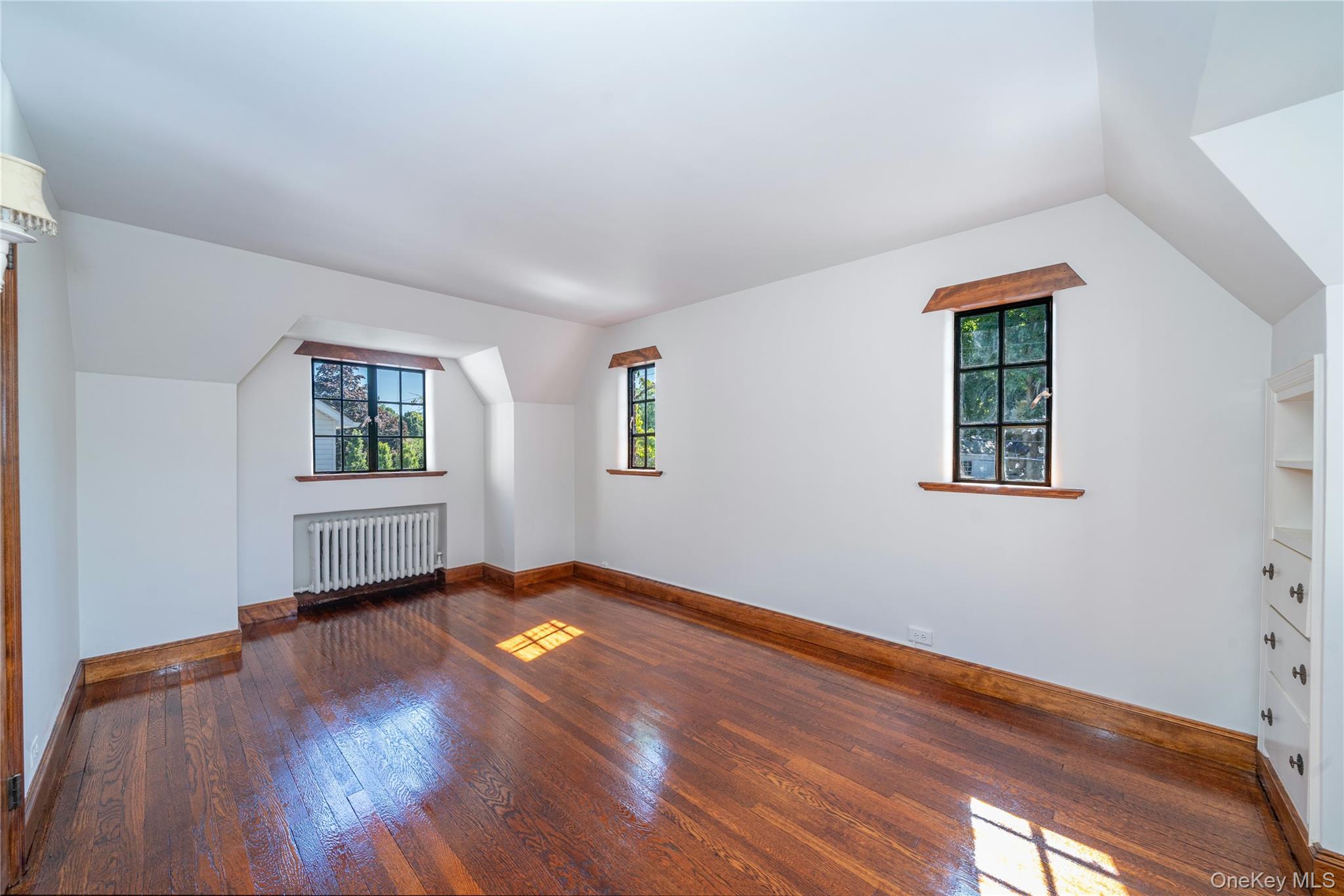 103 Manhattan Avenue Property Photo 17