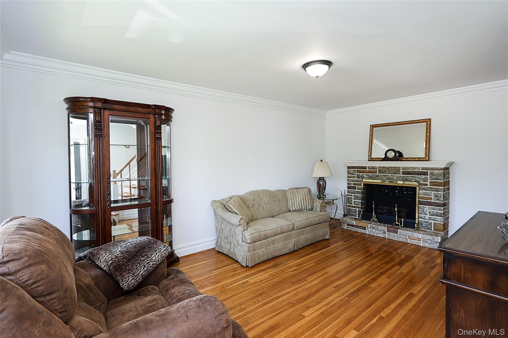 251 Mckinley Parkway Property Photo 3