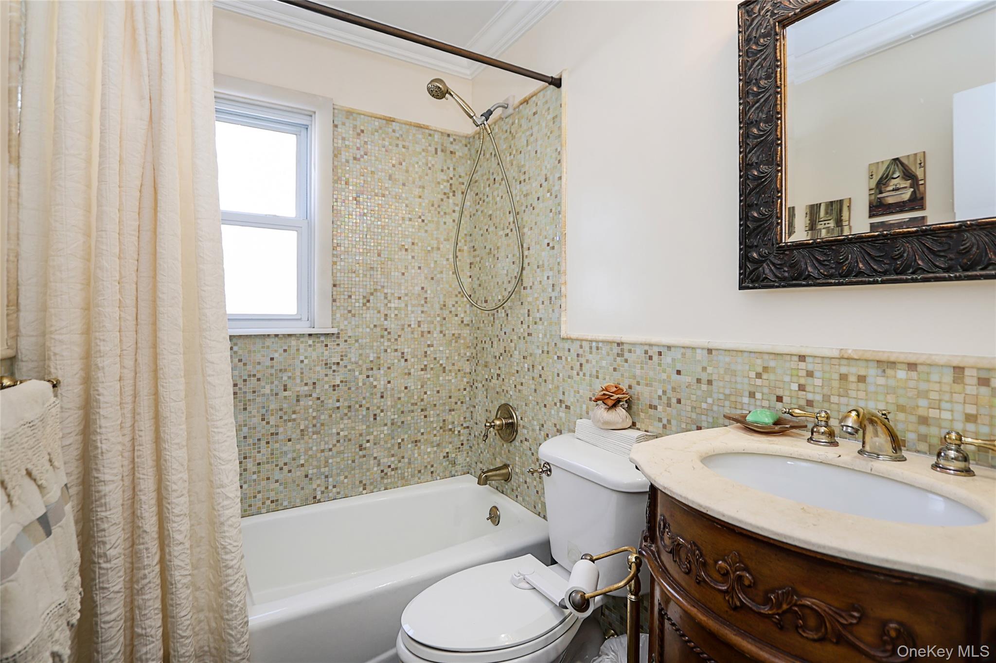251 Mckinley Parkway Property Photo 17
