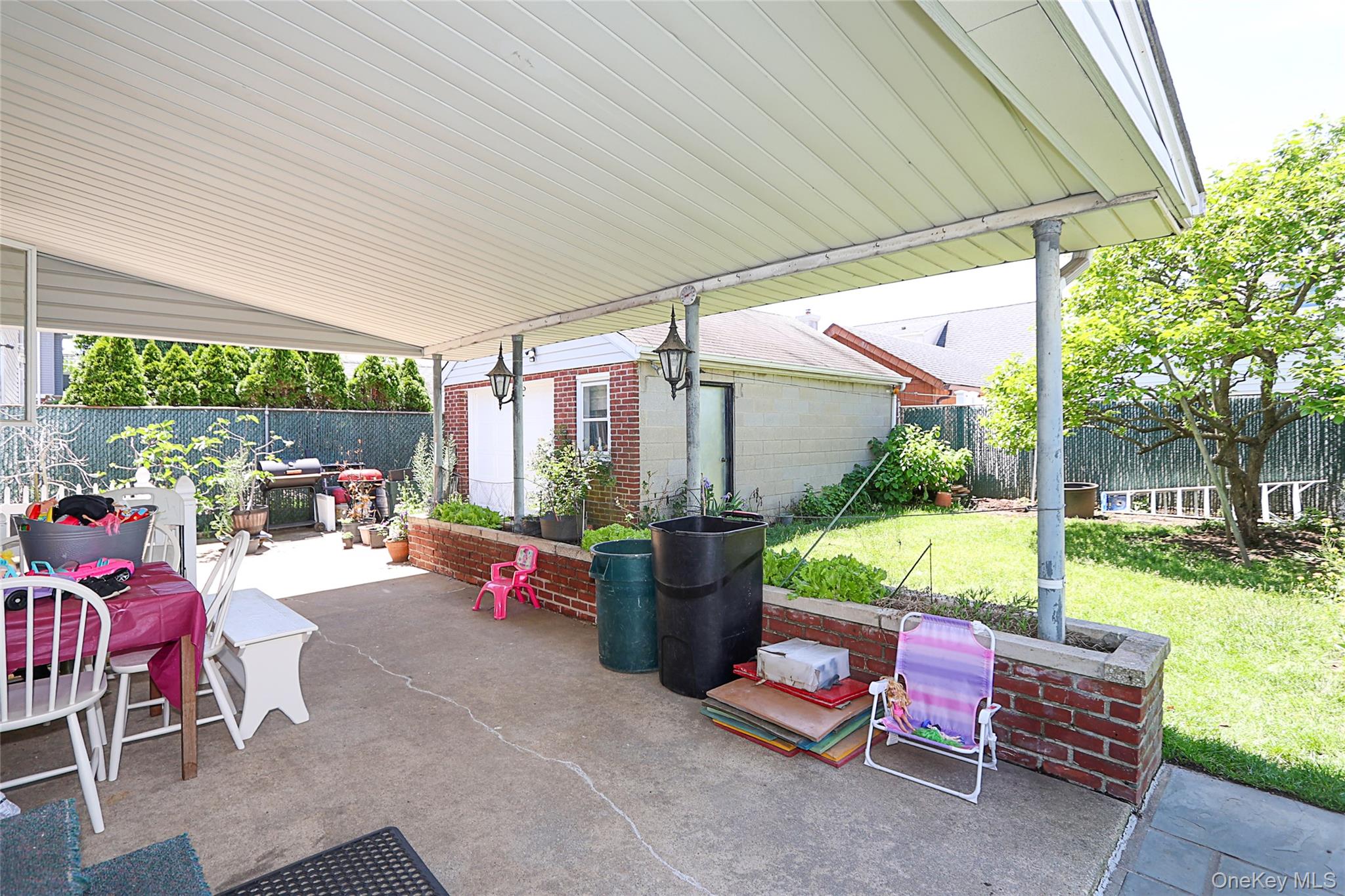 251 Mckinley Parkway Property Photo 23