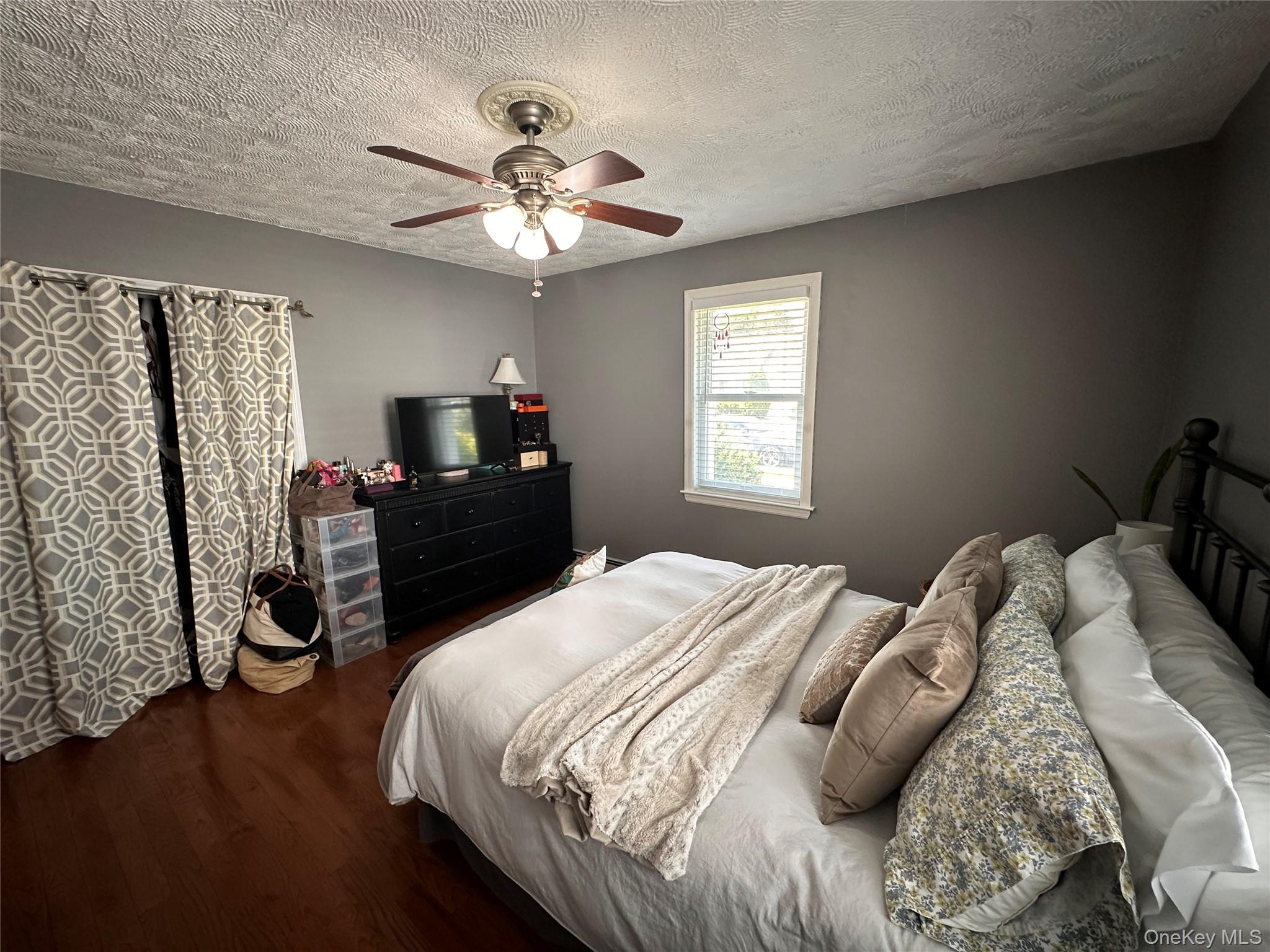 568 Irving Street Property Photo 10