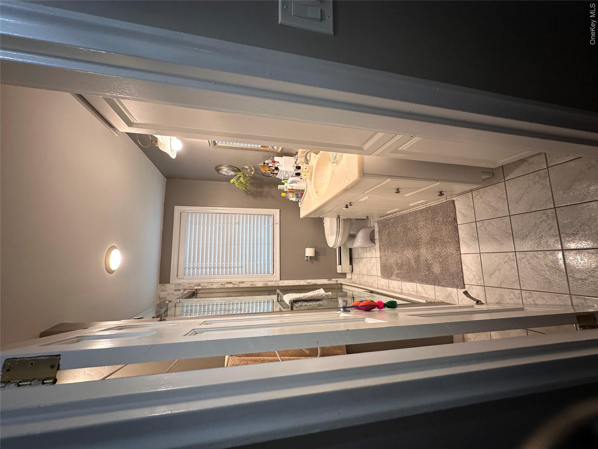 568 Irving Street Property Photo 14