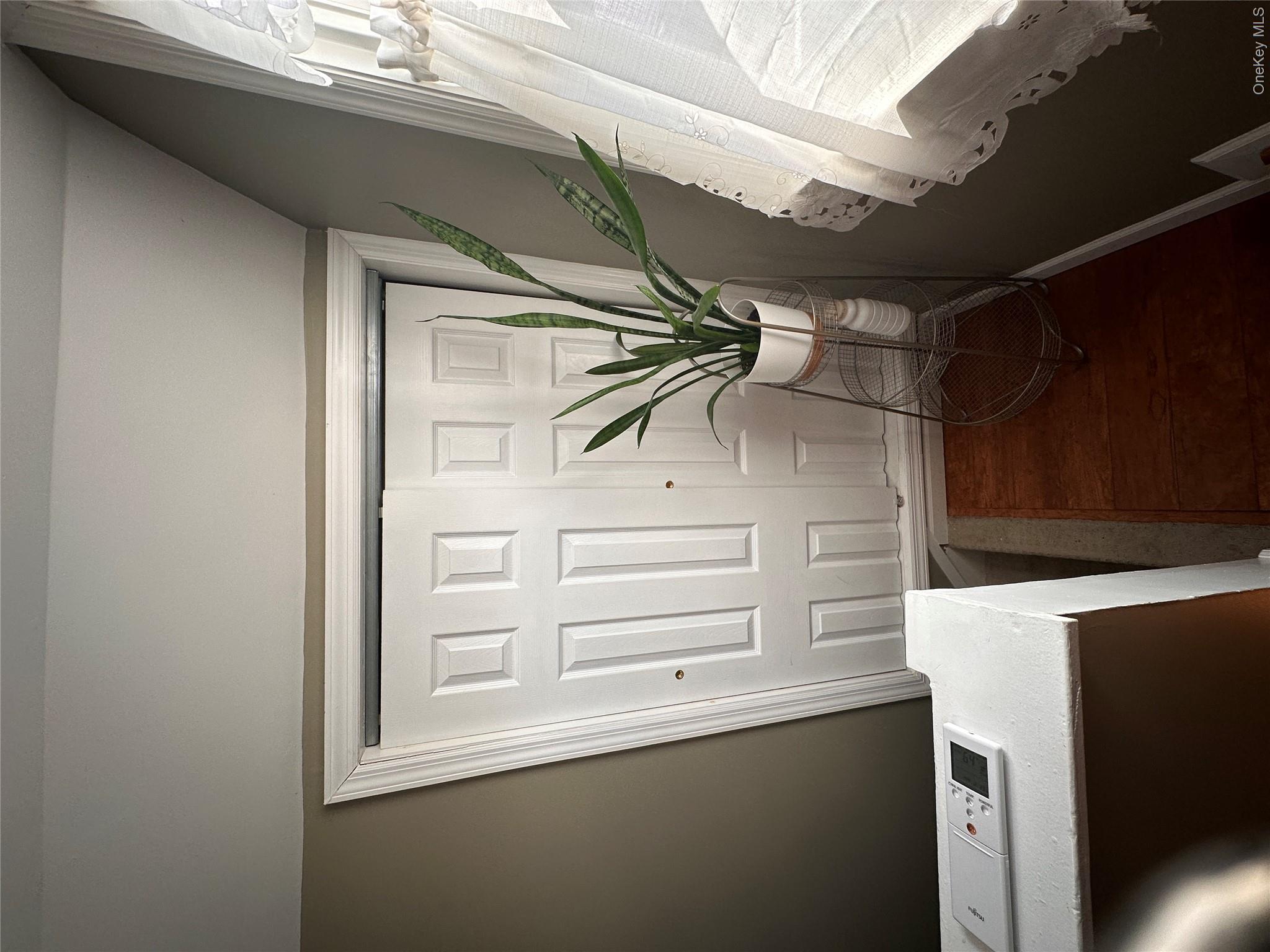 568 Irving Street Property Photo 18